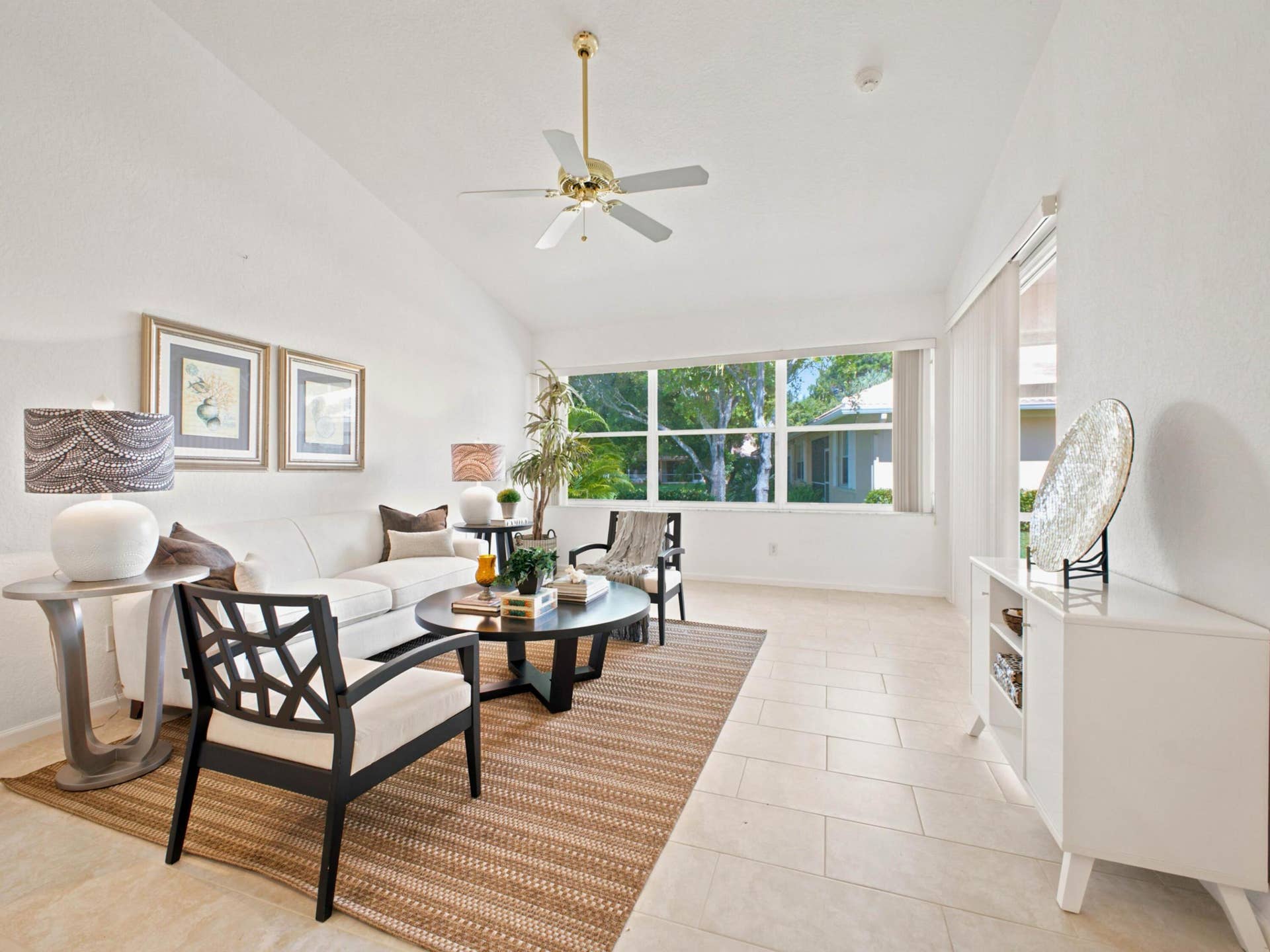 308 Coral Trace Court, Delray Beach, FL 33445 Living