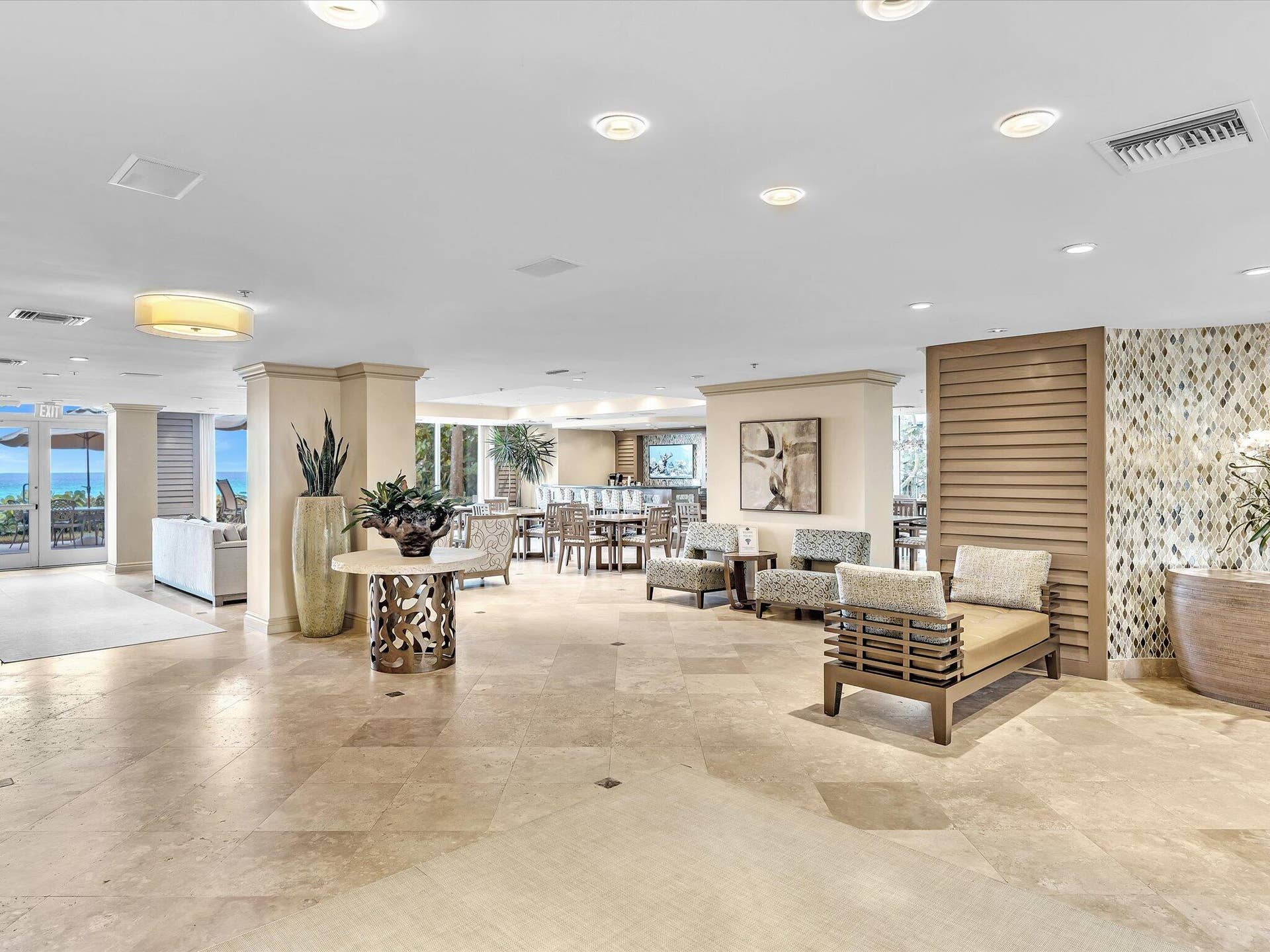 3720 S Ocean Boulevard, #207, Highland Beach, FL 33487 091-DSC00311