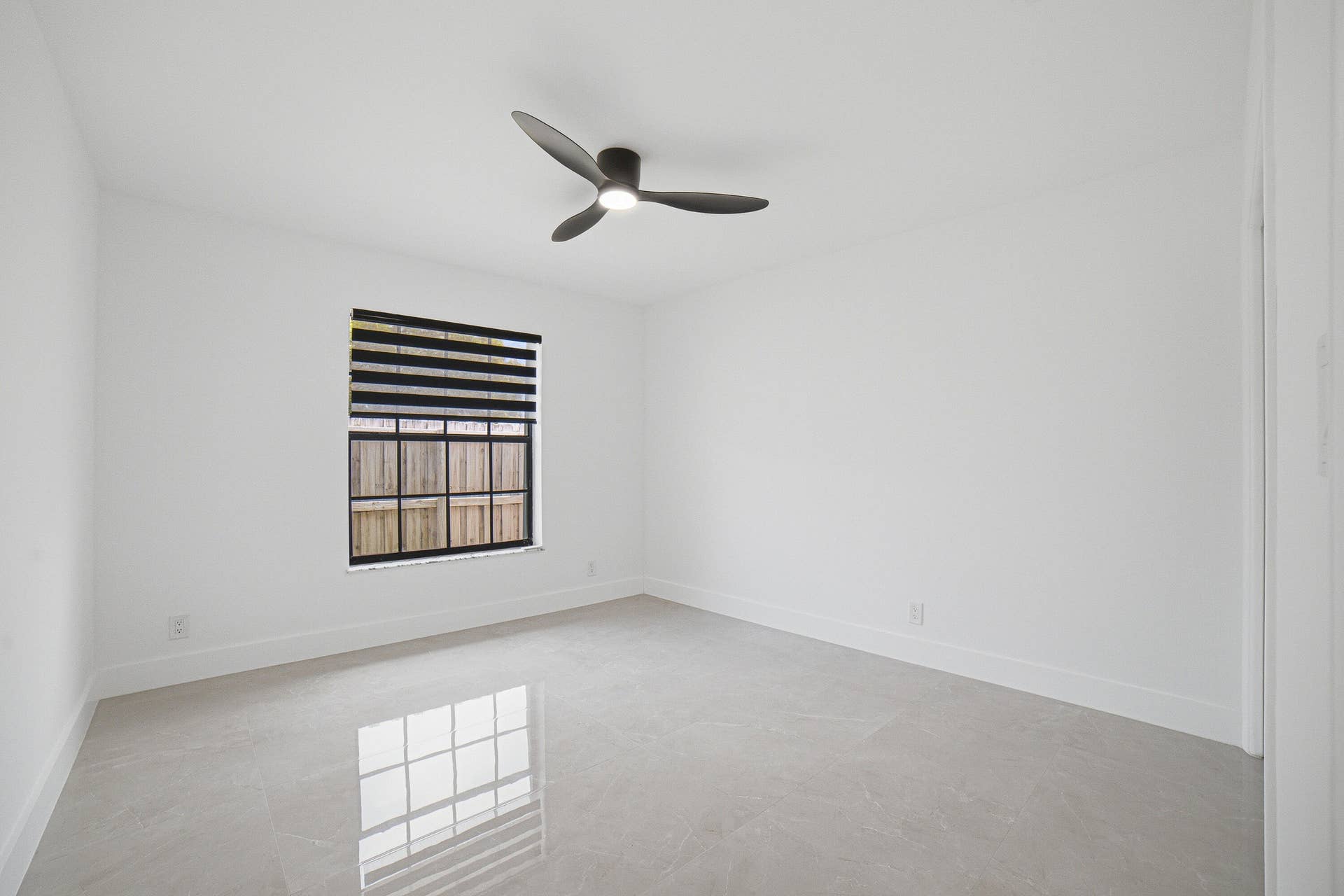 110 NW 6th Avenue, Dania Beach, FL 33004 Bedroom2