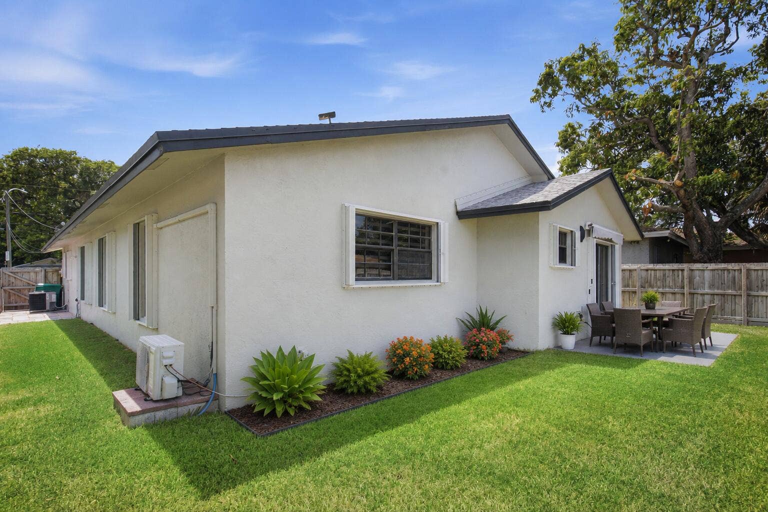 110 NW 6th Avenue, Dania Beach, FL 33004 Virtual Staging Backyard-C