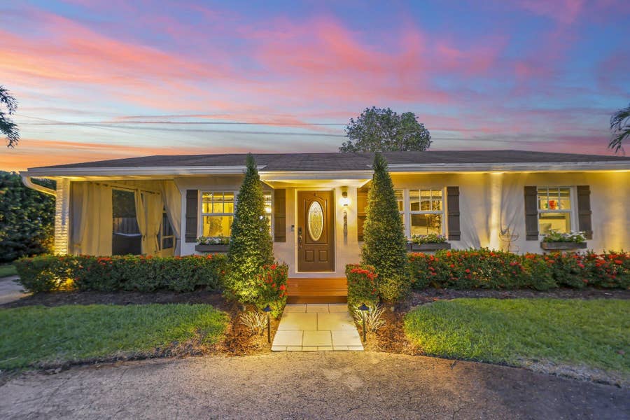 Property photo for 2205 W Pineridge Court, Delray Beach, FL