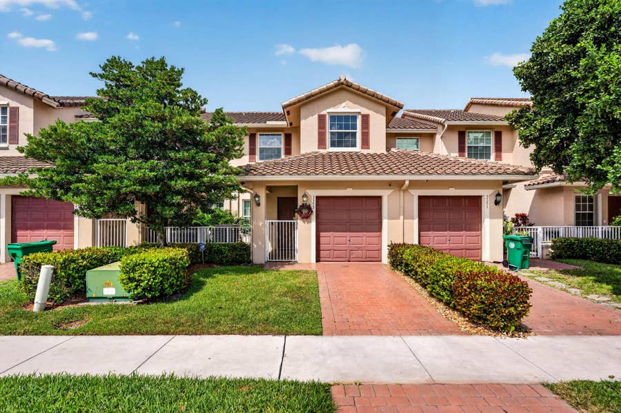 Property photo for 3355 Lakeside Drive, Davie, FL