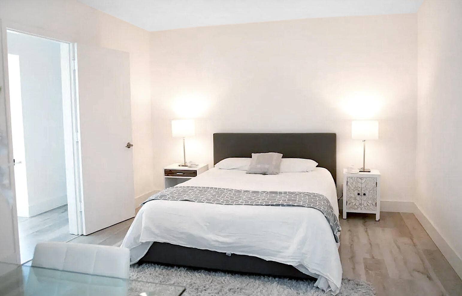 1919 Sunrise Key Boulevard, Fort Lauderdale, Fort Lauderdale, FL 33304 Screen Shot 2026-02-26 at 3.28.32 PM-1