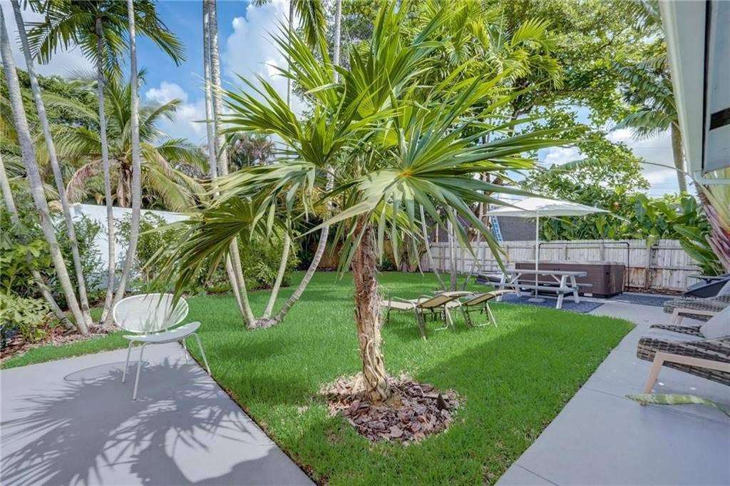 50 NE 30th Court, #1-2, Wilton Manors, FL 33334 GetMedia (50)