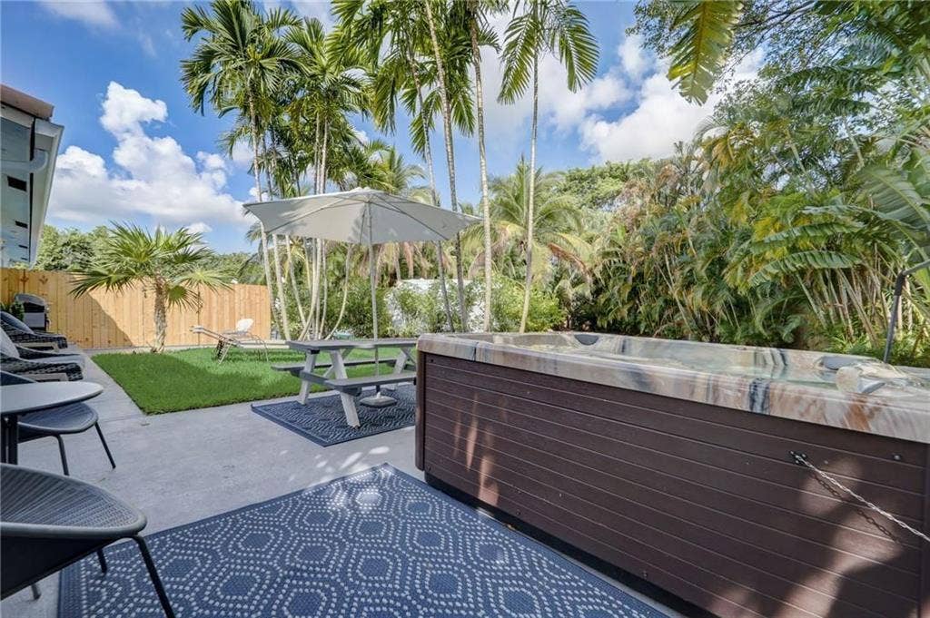 50 NE 30th Court, #1-2, Wilton Manors, FL 33334 GetMedia (9)