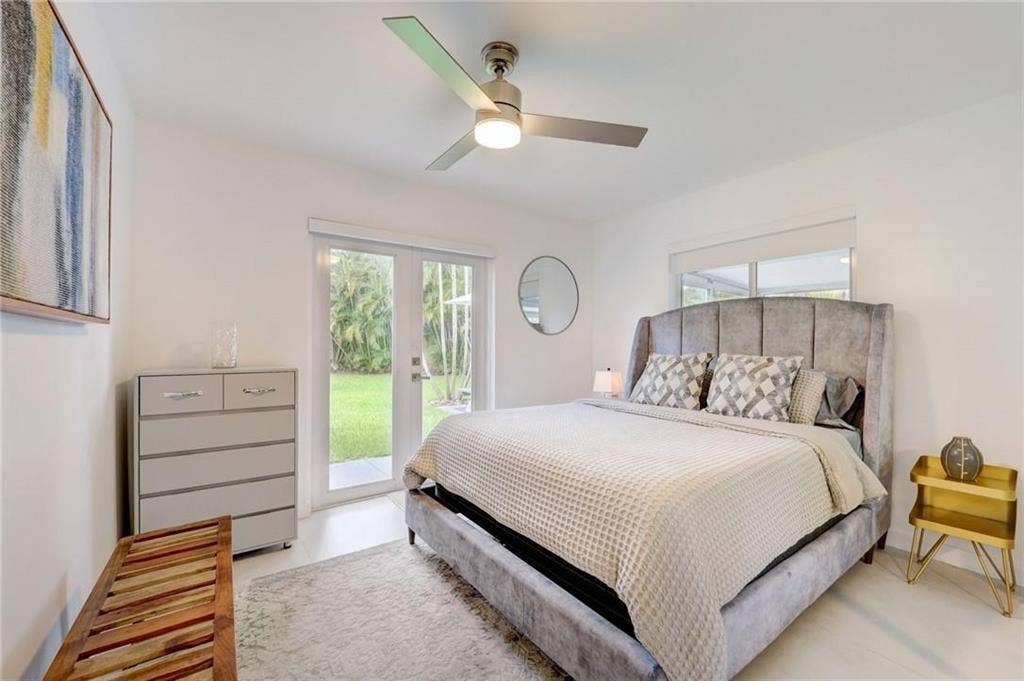 50 NE 30th Court, #1-2, Wilton Manors, FL 33334 GetMedia (25)