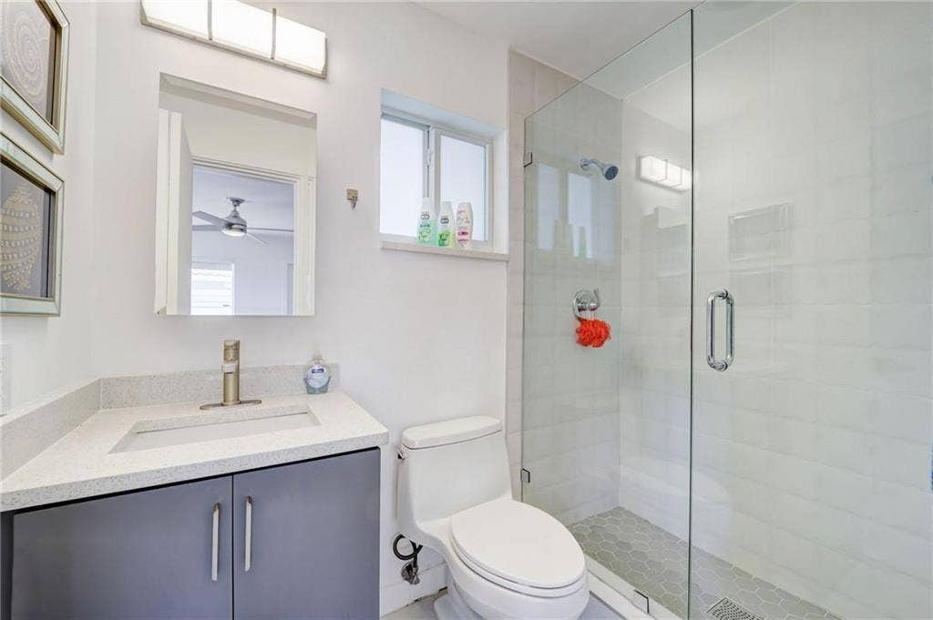 50 NE 30th Court, #1-2, Wilton Manors, FL 33334 GetMedia (39)