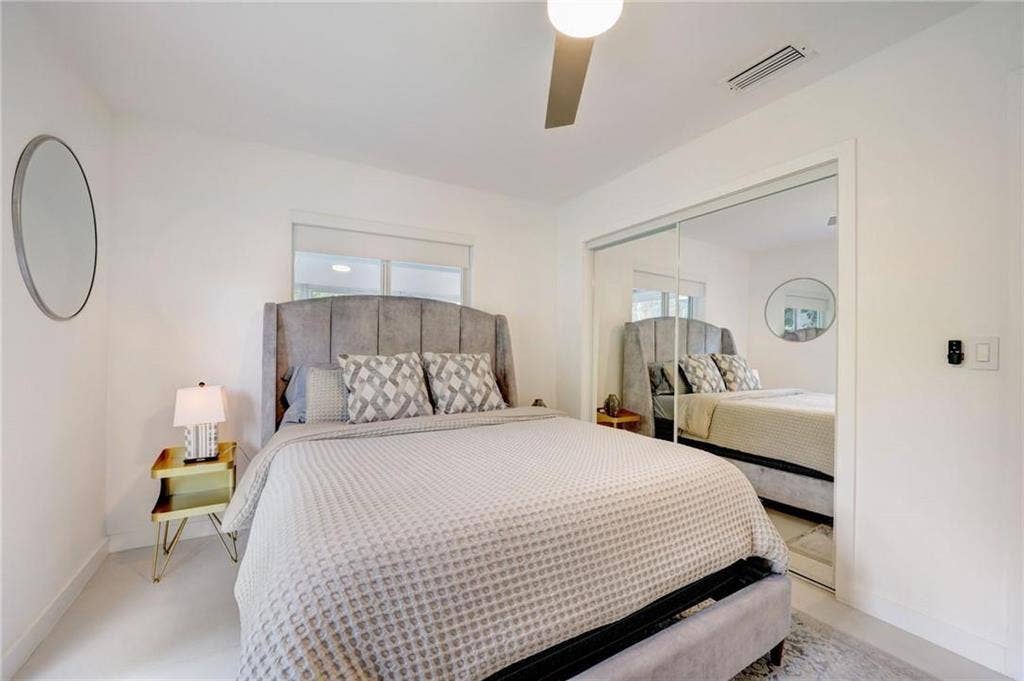 50 NE 30th Court, #1-2, Wilton Manors, FL 33334 GetMedia (26)