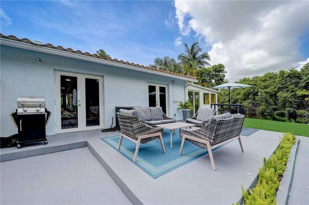 50 NE 30th Court, #1-2, Wilton Manors, FL 33334 GetMedia (10)
