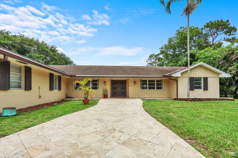 Property photo for 4529 Square Lake Drive, Palm Beach Gardens, FL