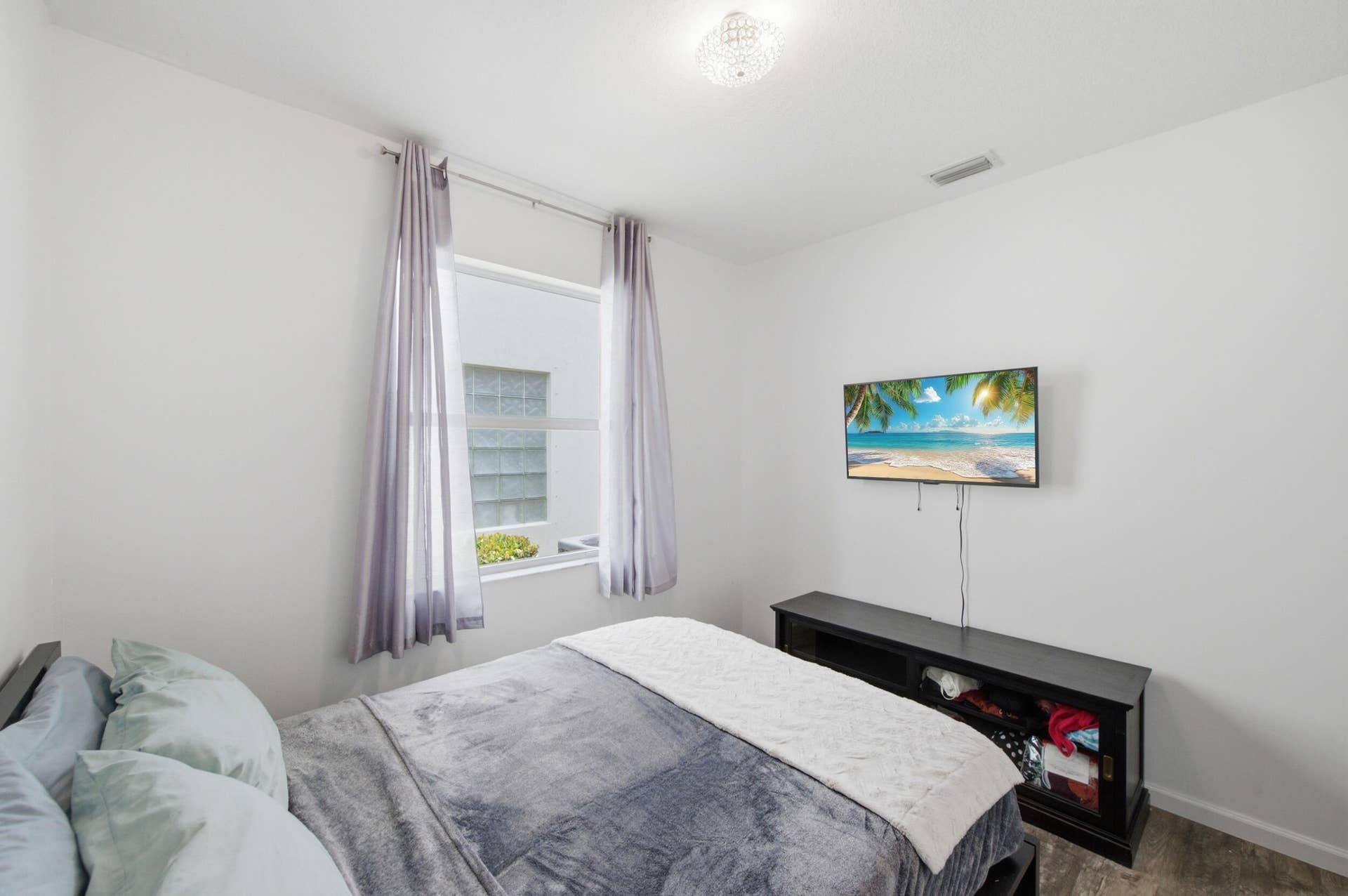 732 Belle Grove Lane, West Palm Beach, FL 33411 Bedroom