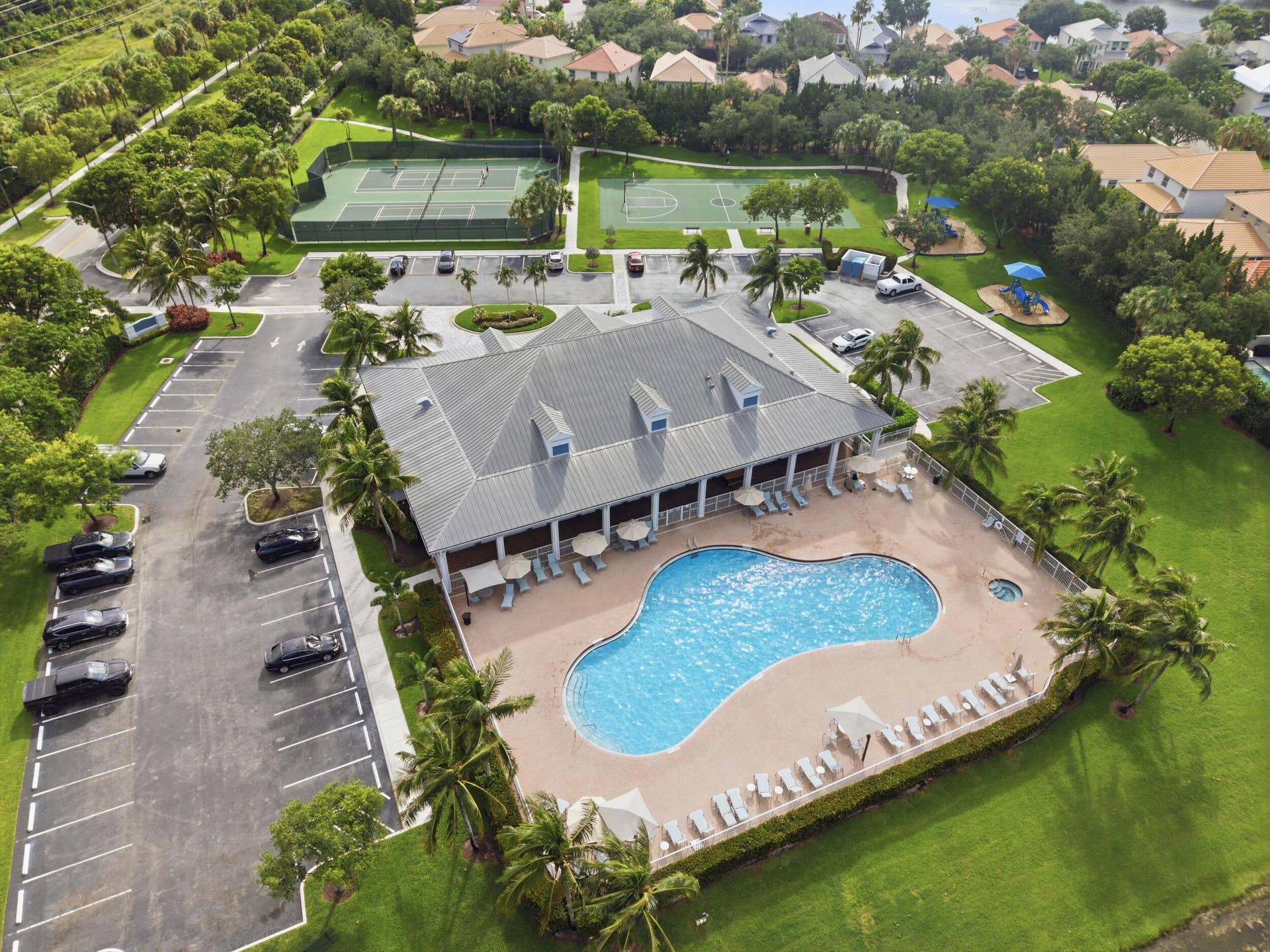 732 Belle Grove Lane, West Palm Beach, FL 33411 Community Pool