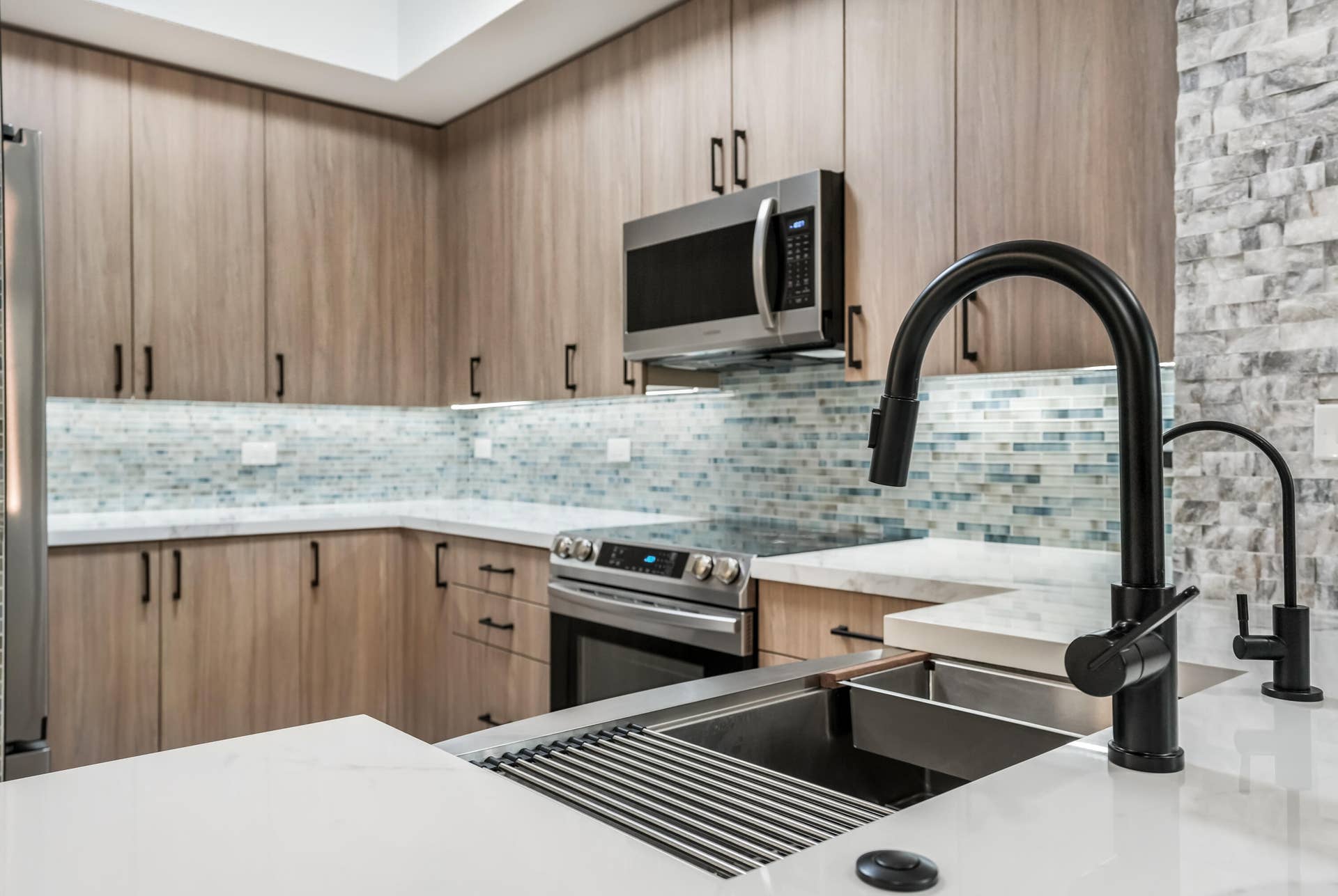 2609 NE 14th Avenue, #114, Wilton Manors, FL 33334 Redone kitchen