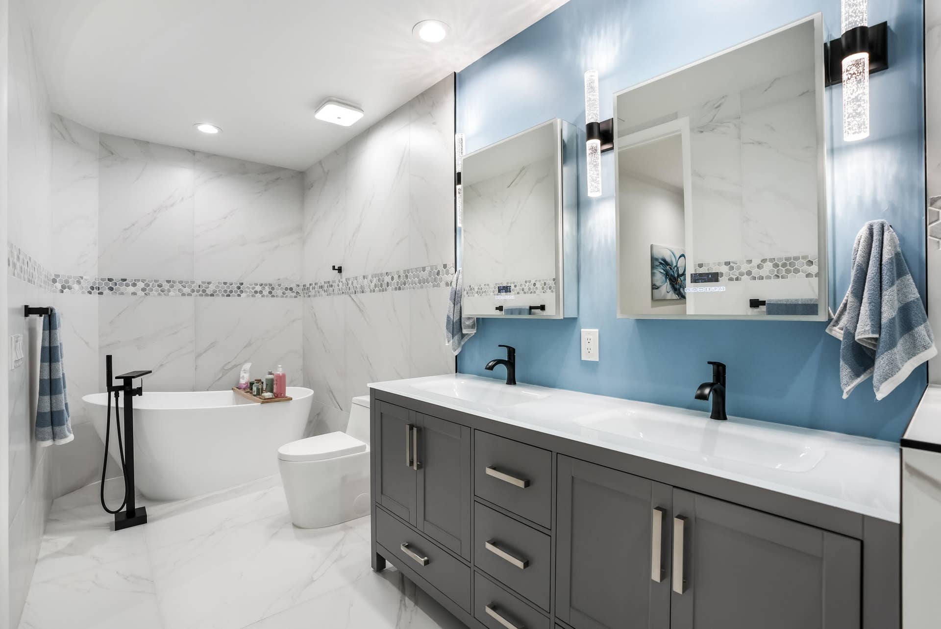 2609 NE 14th Avenue, #114, Wilton Manors, FL 33334 Primary bathroom