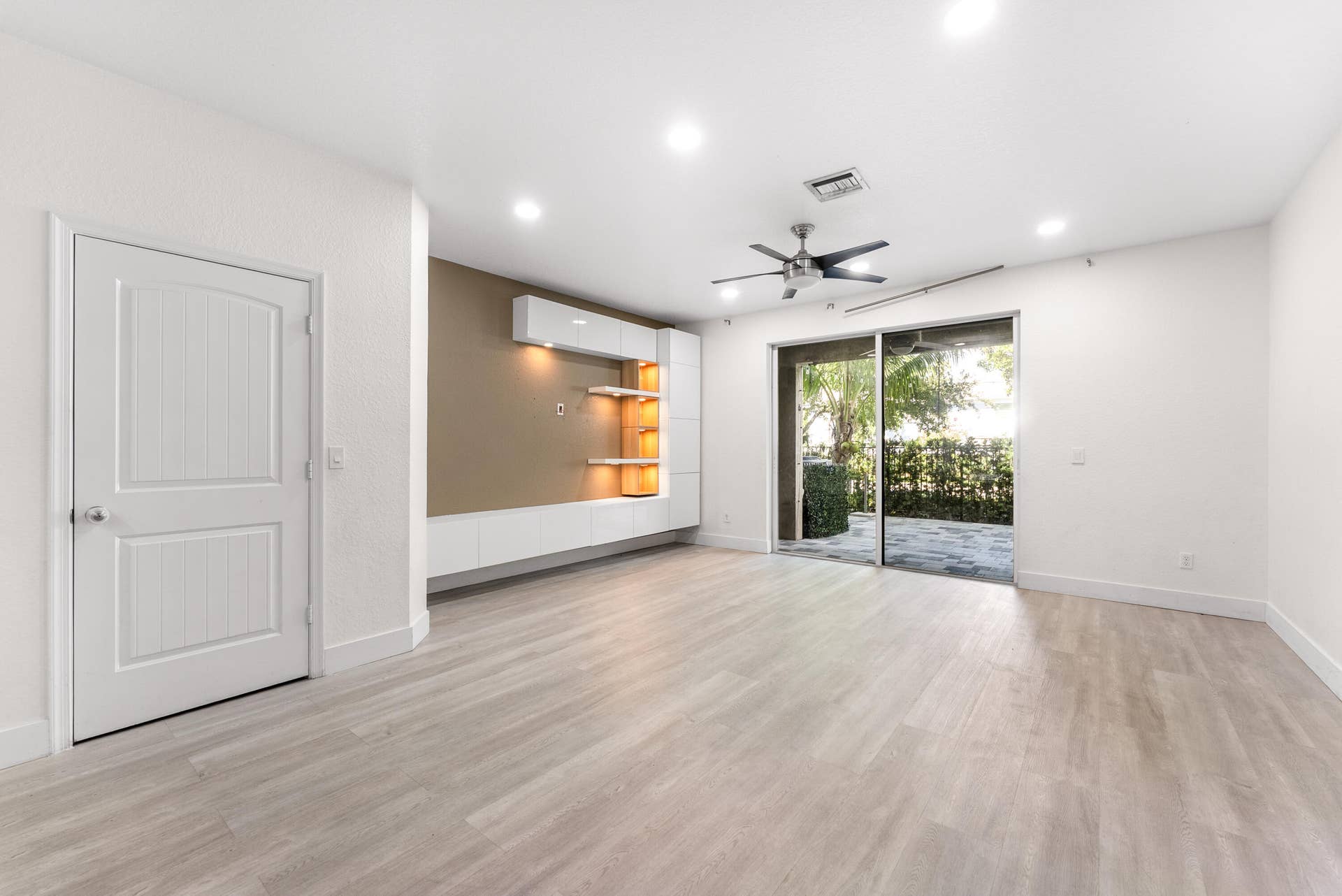354 SE 1st Way, #354, Deerfield Beach, FL 33441 13-13