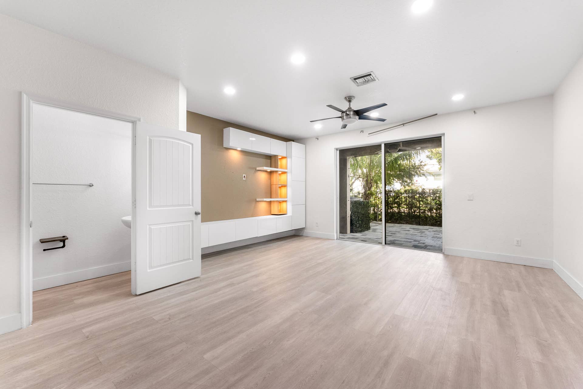 354 SE 1st Way, #354, Deerfield Beach, FL 33441 12-12