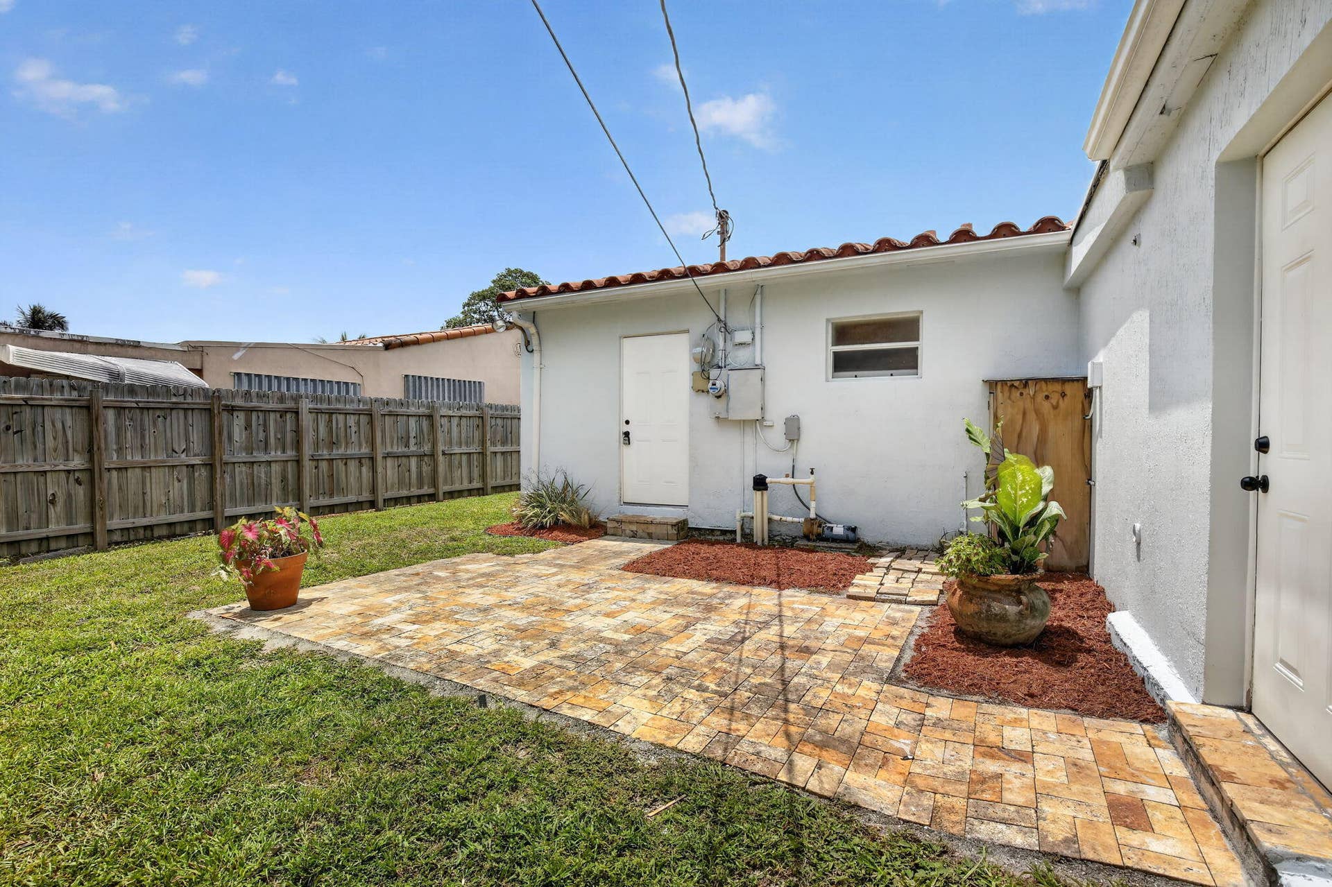 2427 Harding Street, Hollywood, FL 33020 38-web-or-mls-_A7A1331