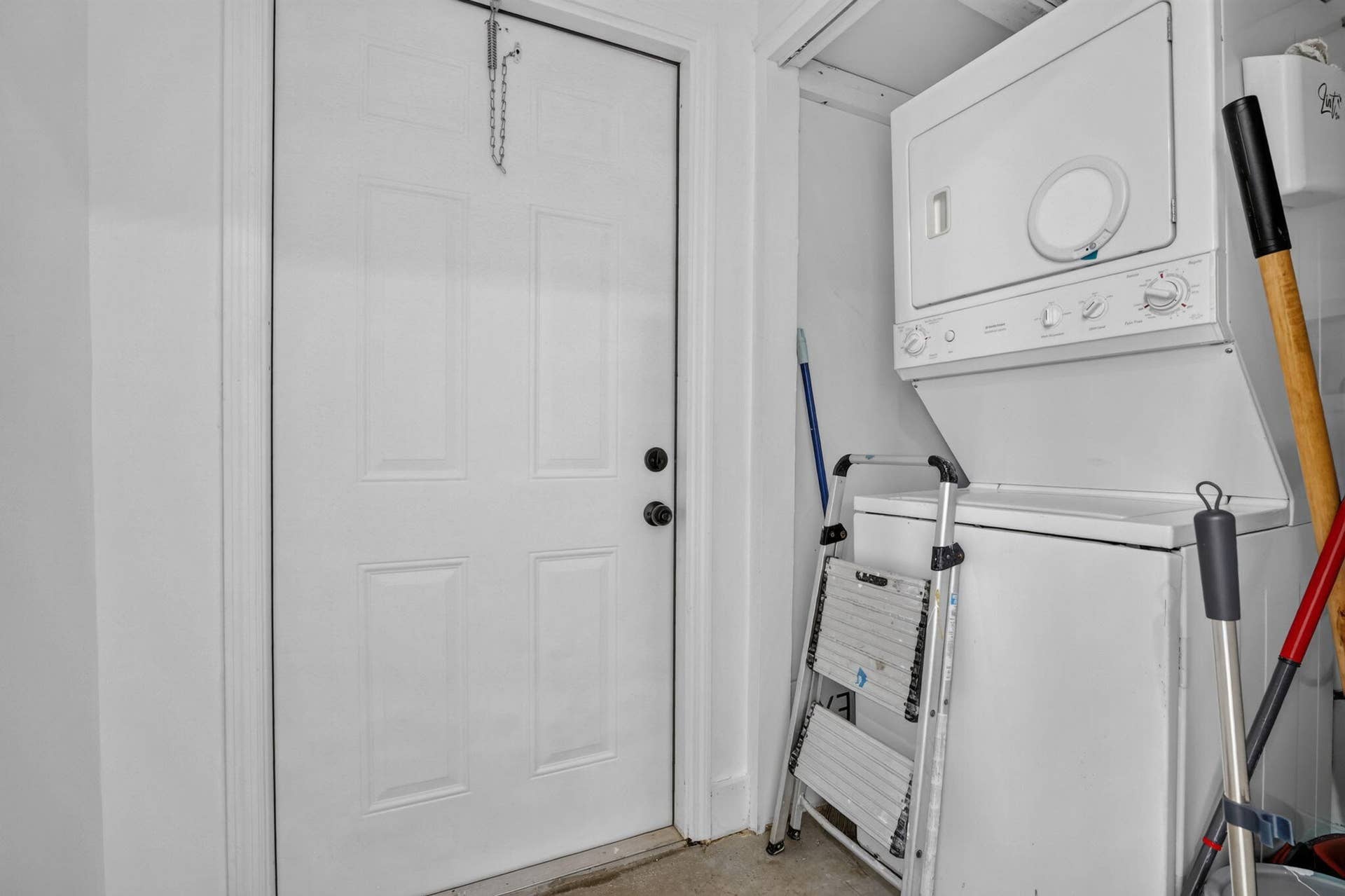2427 Harding Street, Hollywood, FL 33020 22-web-or-mls-_A7A1401