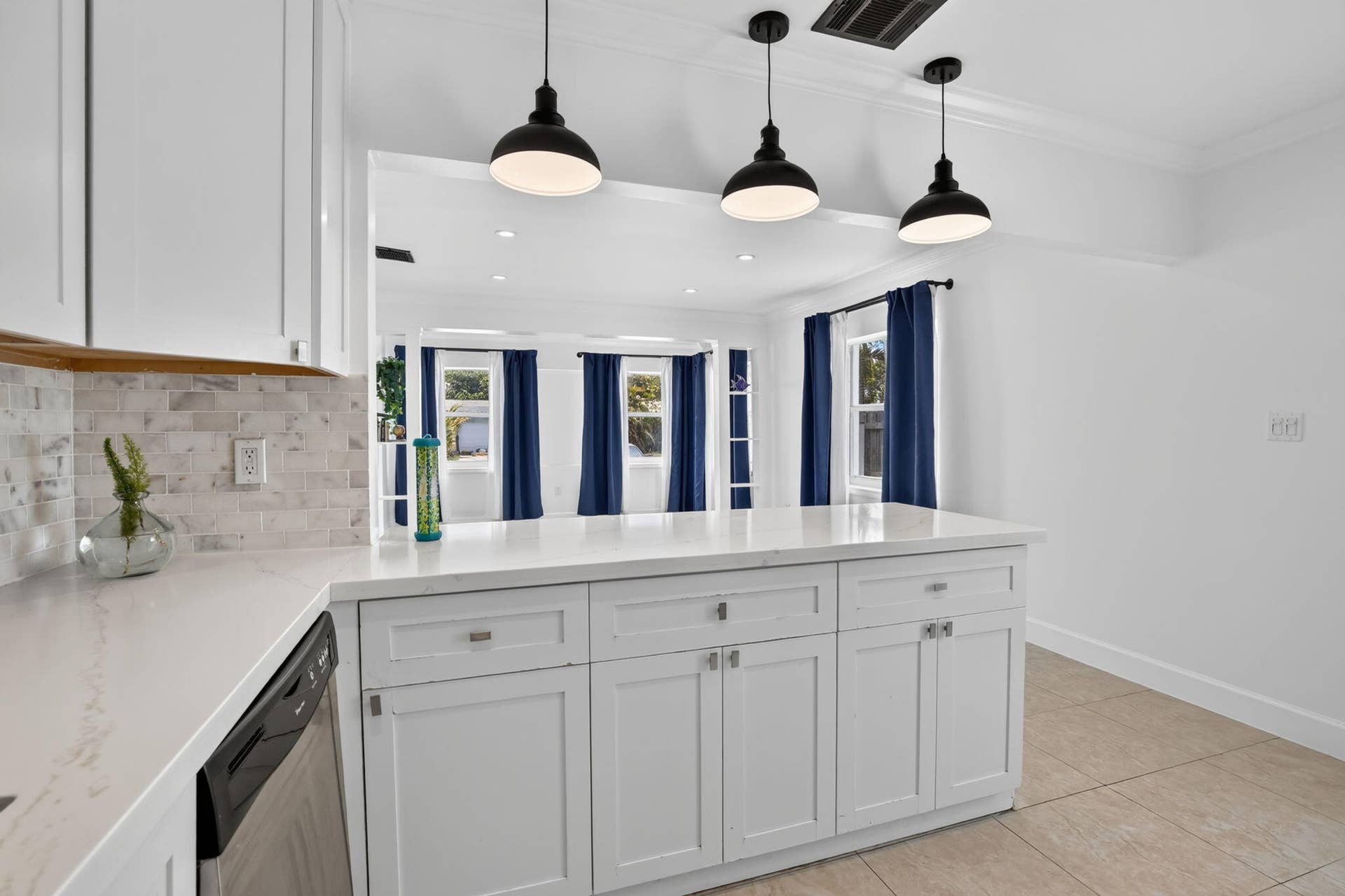 2427 Harding Street, Hollywood, FL 33020 14-web-or-mls-_A7A1462