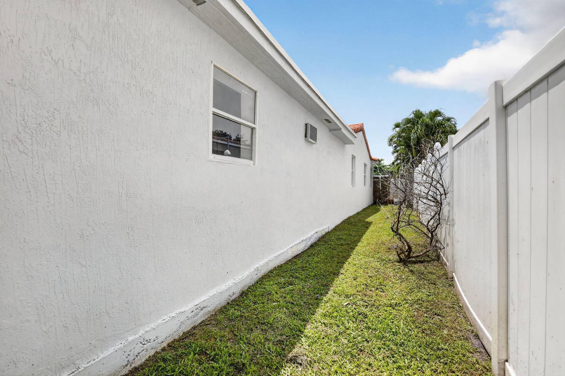 2427 Harding Street, Hollywood, FL 33020 35-web-or-mls-_A7A1318