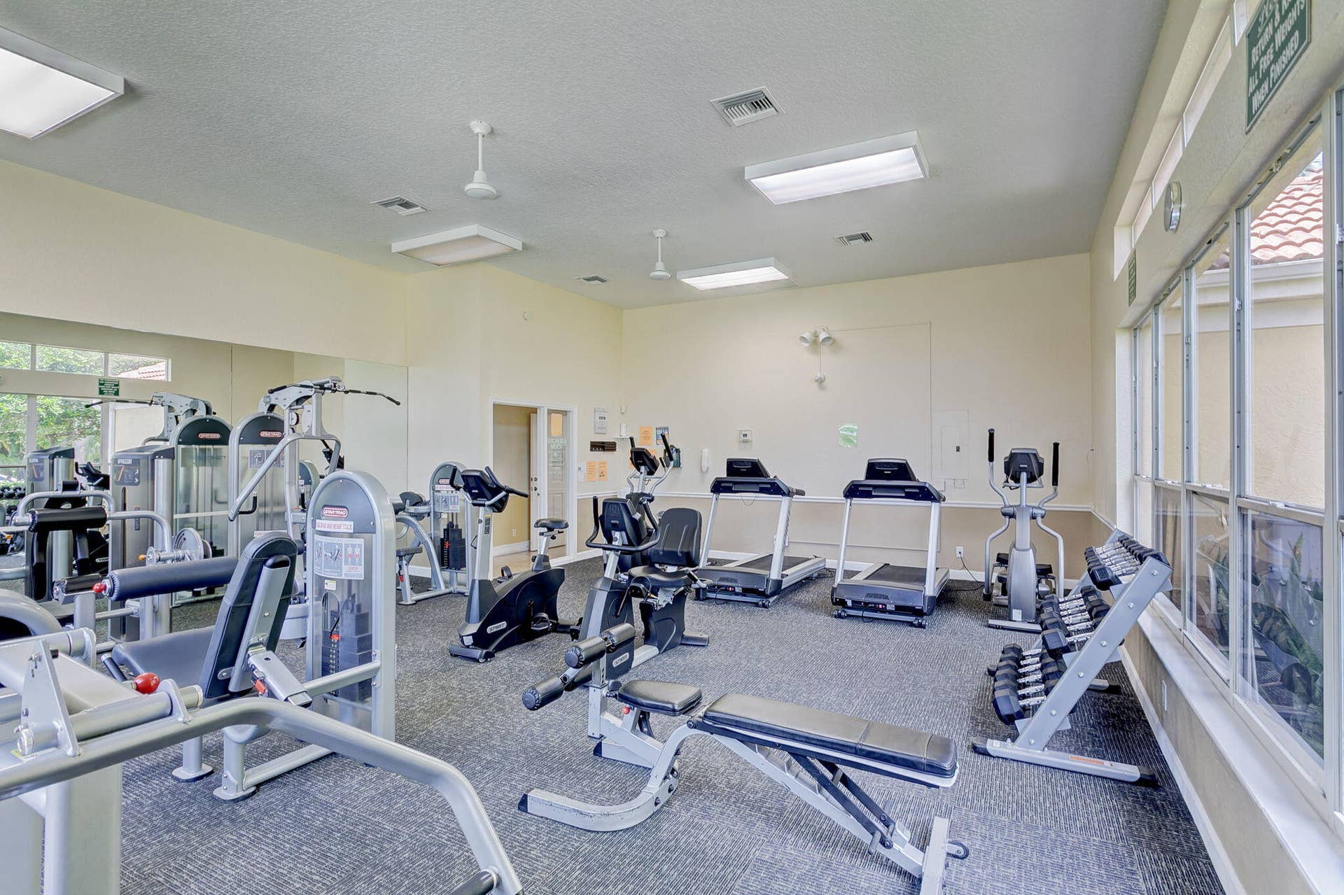 8021 Via Hacienda, Riviera Beach, FL 33418 103-web-or-mls-63-print-93_320a6023