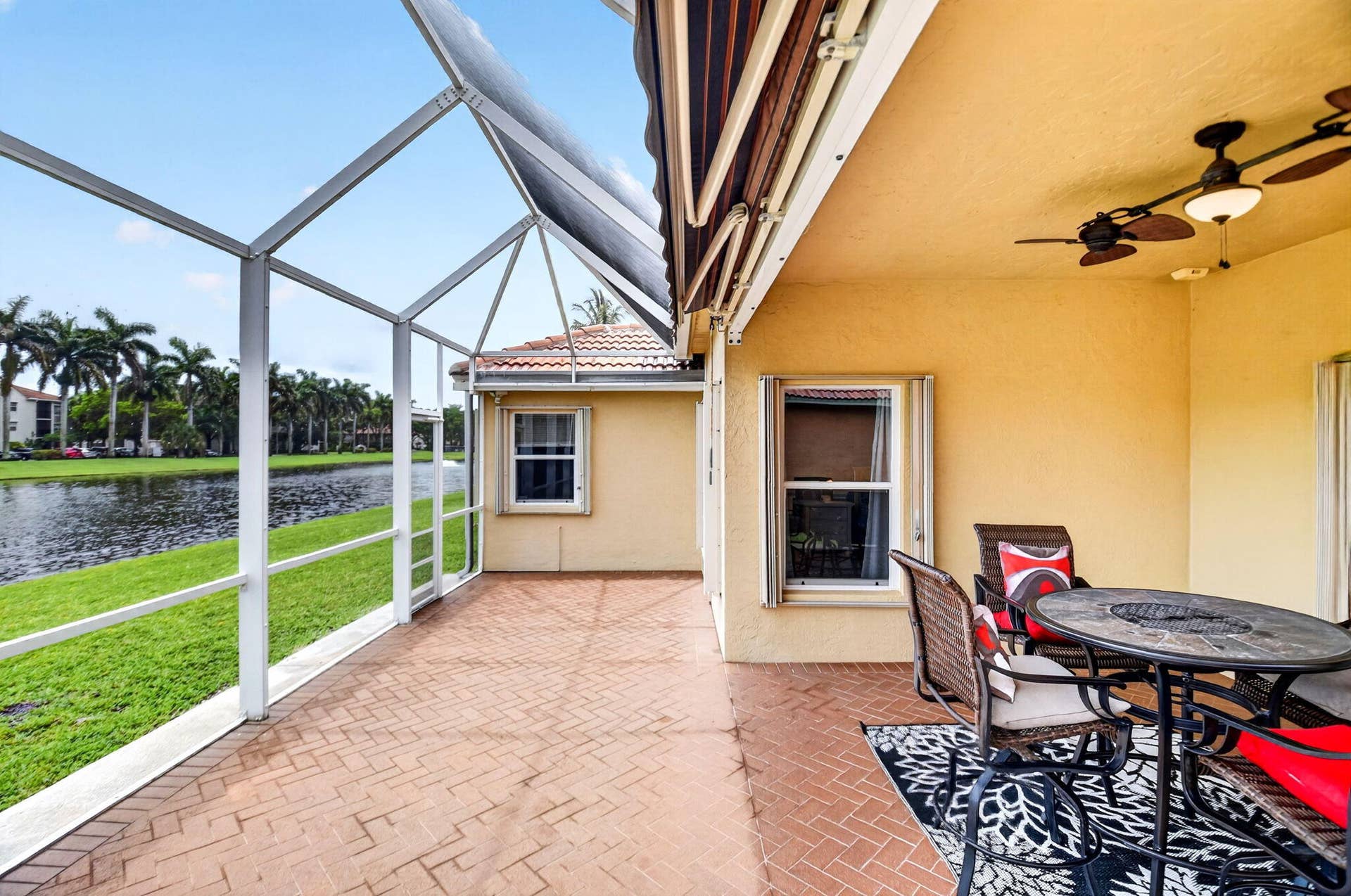8021 Via Hacienda, Riviera Beach, FL 33418 49-web-or-mls-DSC_2815
