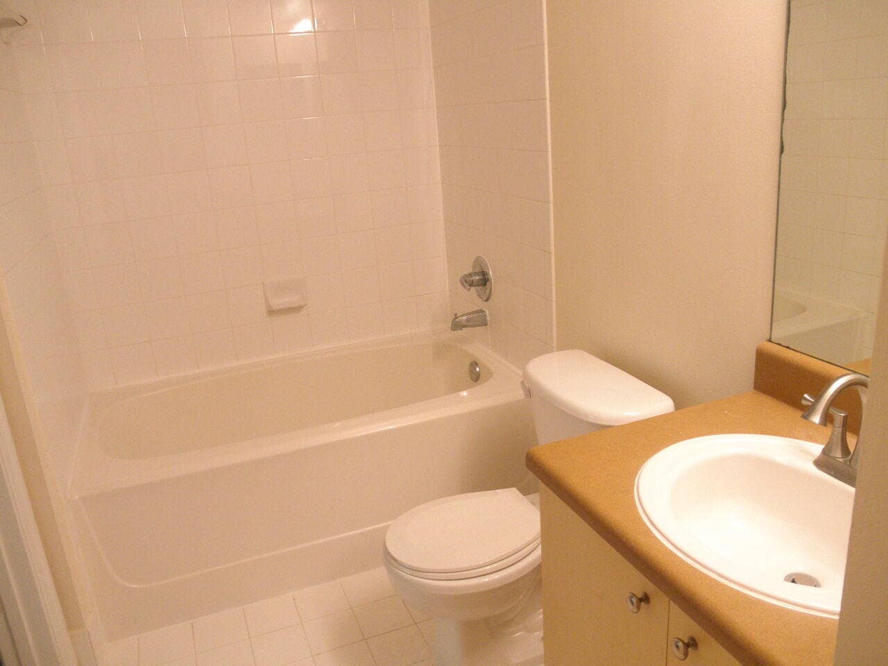4200 San Marino Boulevard, #306, West Palm Beach, FL 33409 Bathroom
