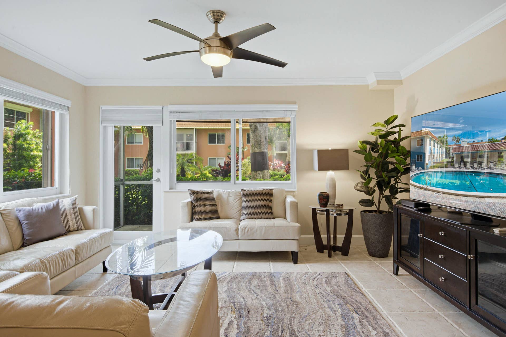 119 NE 19th Court, #118g, Wilton Manors, FL 33305 DSC00514-Edit