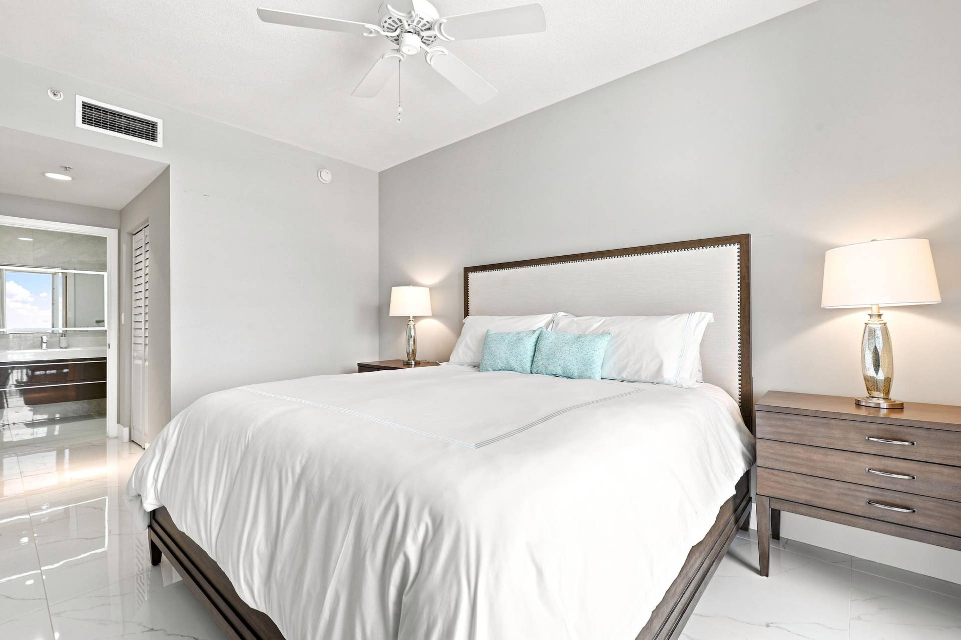 511 SE 5 Avenue, #1208, Fort Lauderdale, FL 33301 022_00022_132