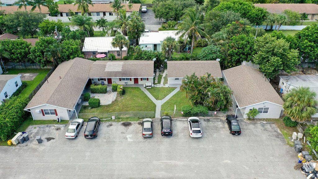 1883 Smith Drive, #2, North Palm Beach, FL 33408 smith 2
