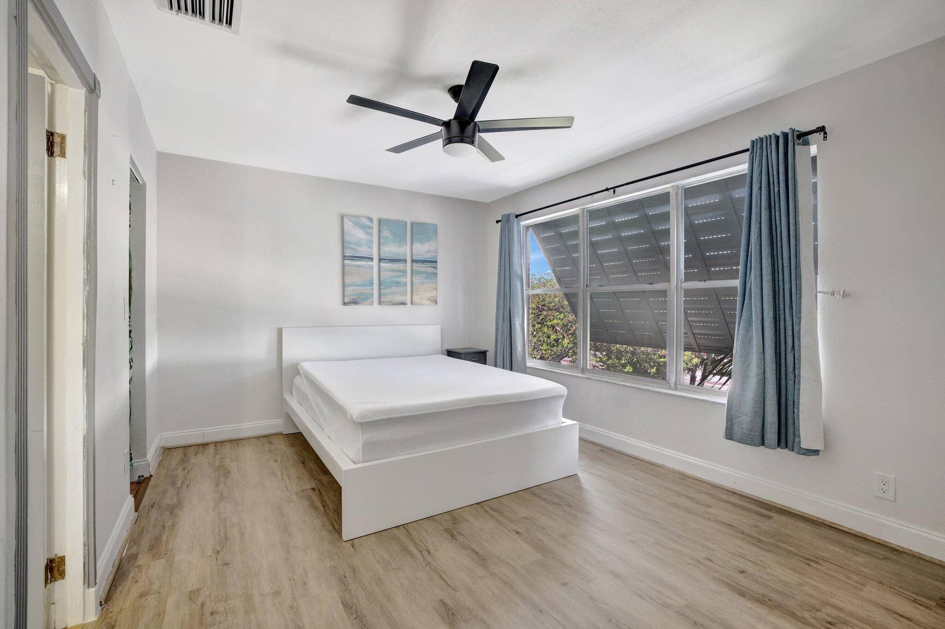 2400 NE 33rd Avenue, #211, Fort Lauderdale, FL 33305 20-web-or-mls-699A5272