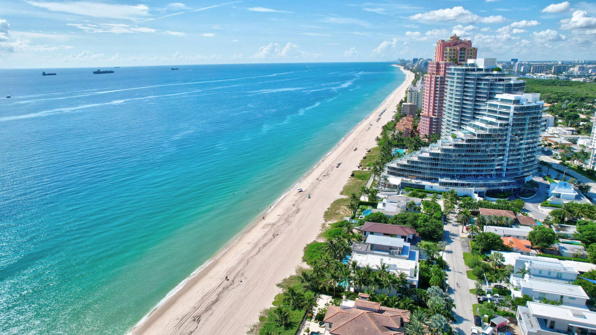 2400 NE 33rd Avenue, #211, Fort Lauderdale, FL 33305 48-web-or-mls-DJI_0079_80_81_82_83