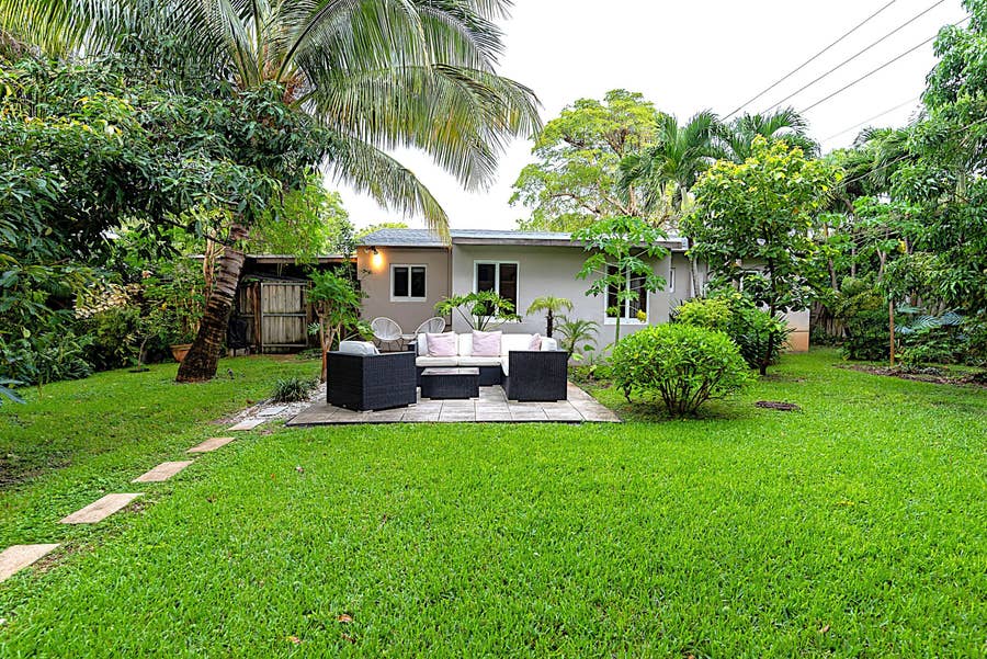 Property photo for 1401 NE 17th Way, Fort Lauderdale, FL