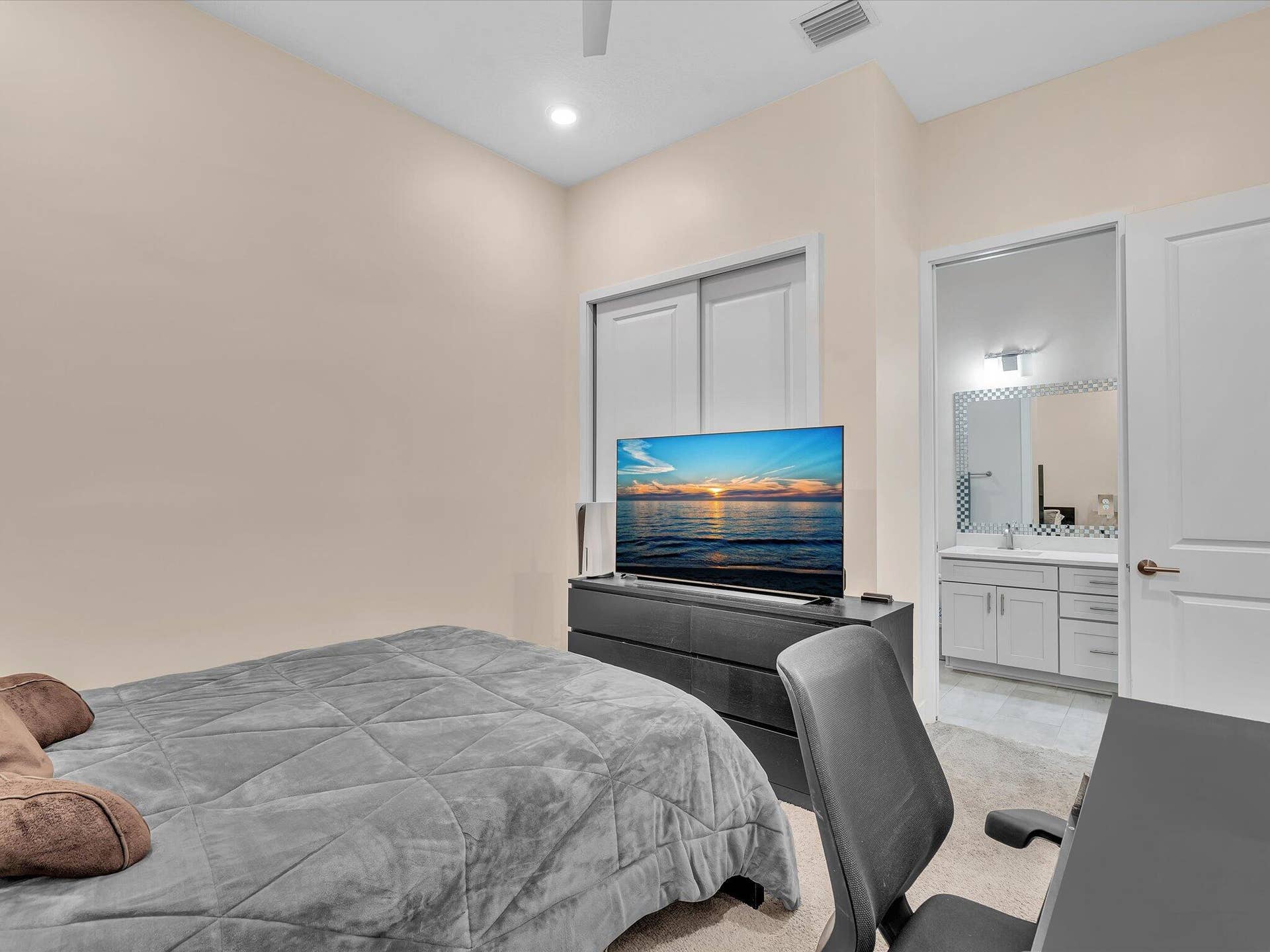 Bedroom 2 B
