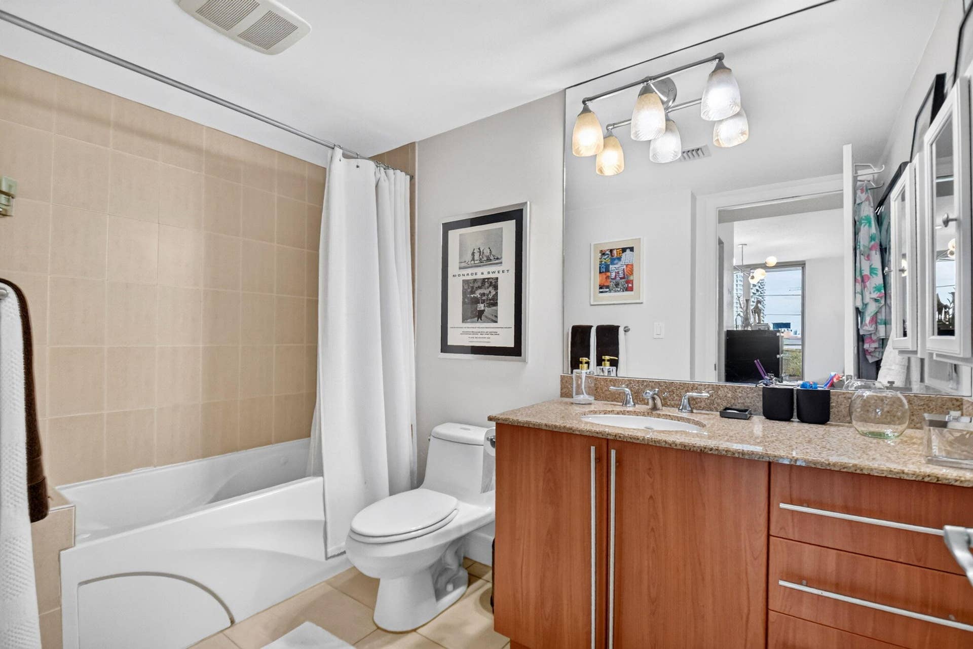 610 Clematis Street, #424, West Palm Beach, FL 33401 16-web-or-mls-DSC_2476