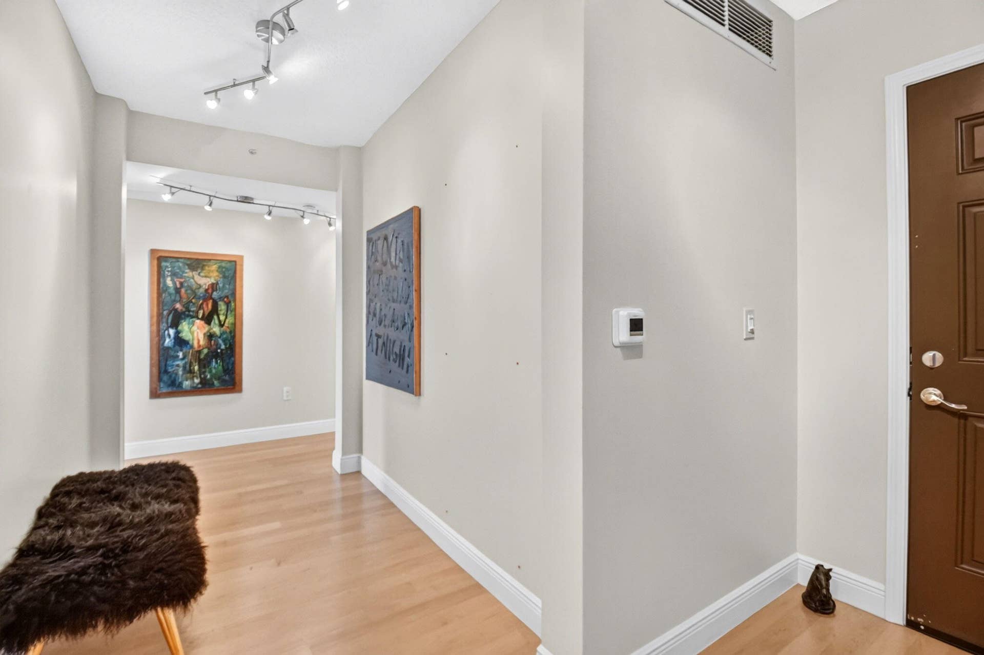 610 Clematis Street, #424, West Palm Beach, FL 33401 3-web-or-mls-DSC_2411