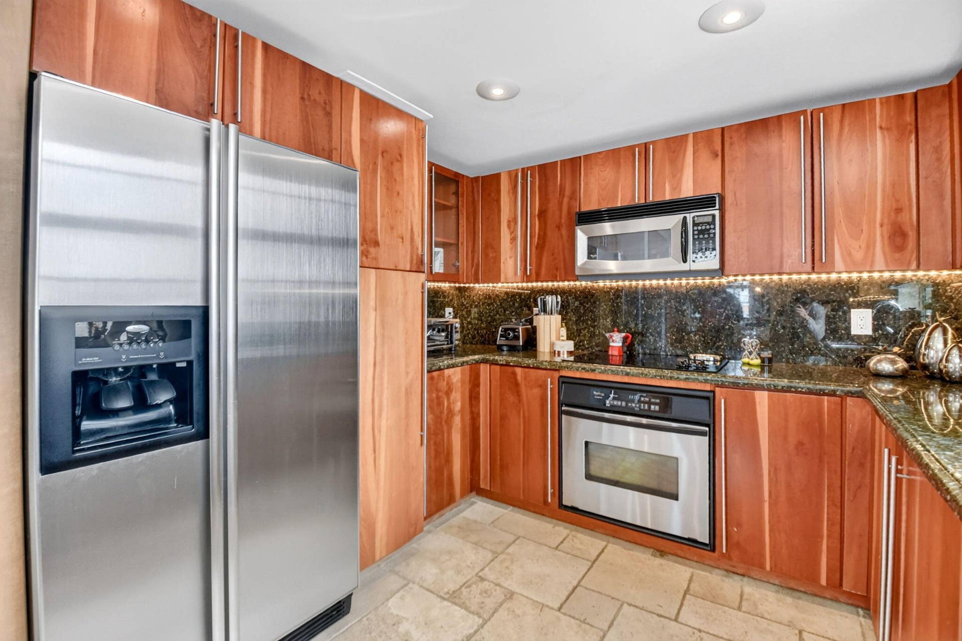 610 Clematis Street, #424, West Palm Beach, FL 33401 29-web-or-mls-DSC_2544