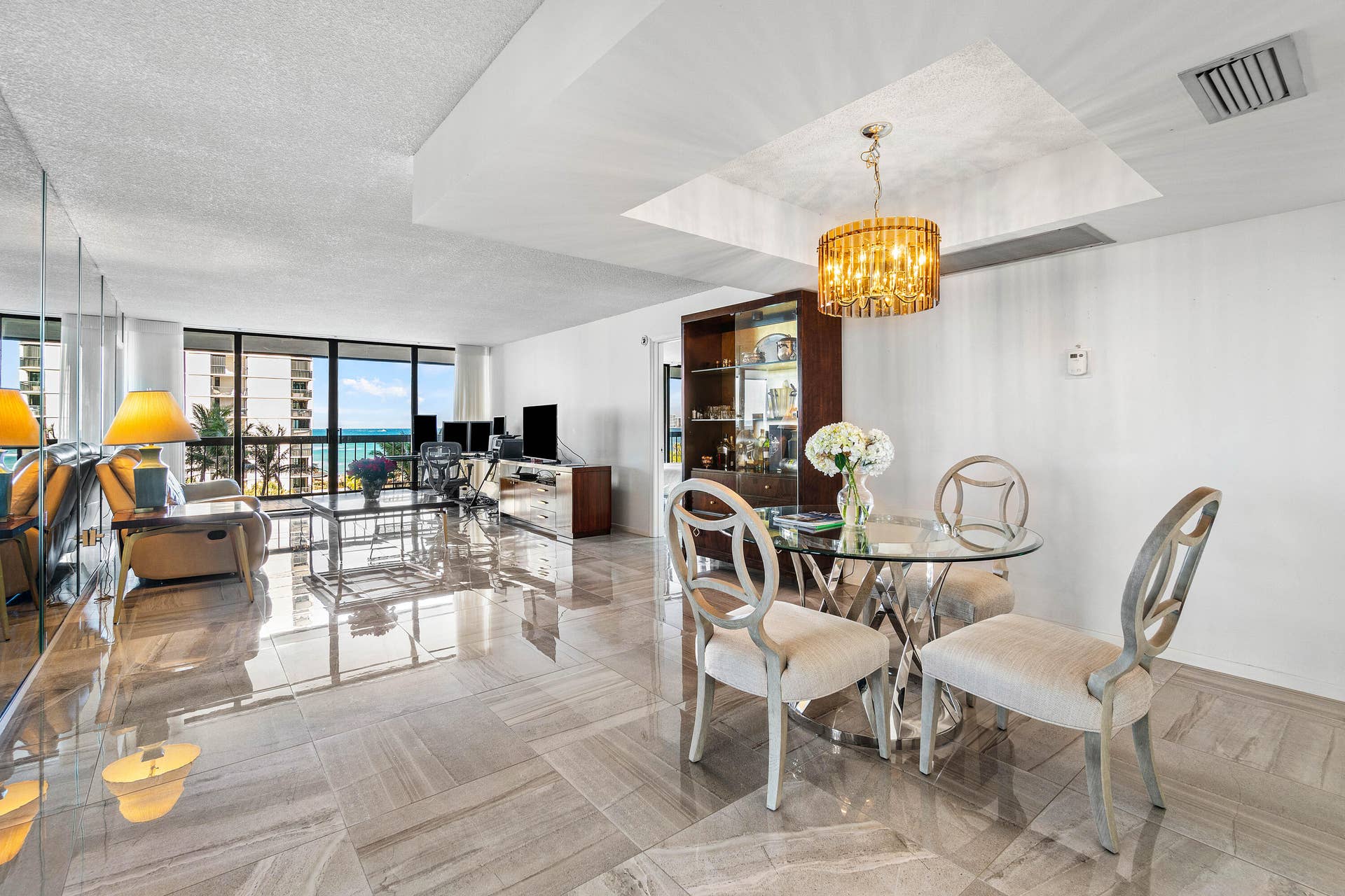 5380 N Ocean Drive N, #5g, Riviera Beach, FL 33404 Dining Room
