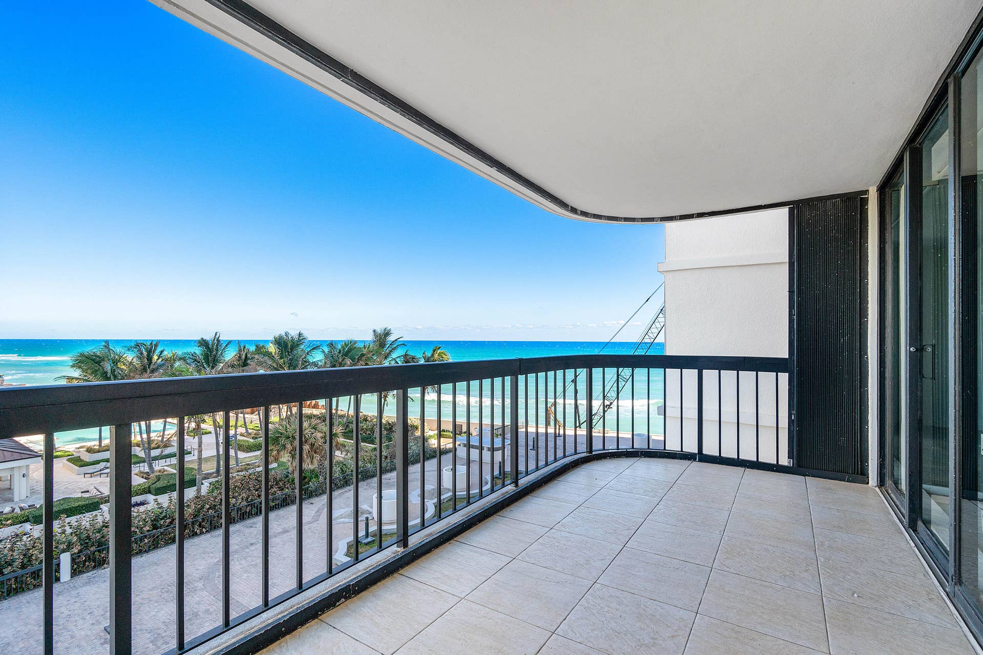 5380 N Ocean Drive N, #5g, Riviera Beach, FL 33404 Balcony Ocean View