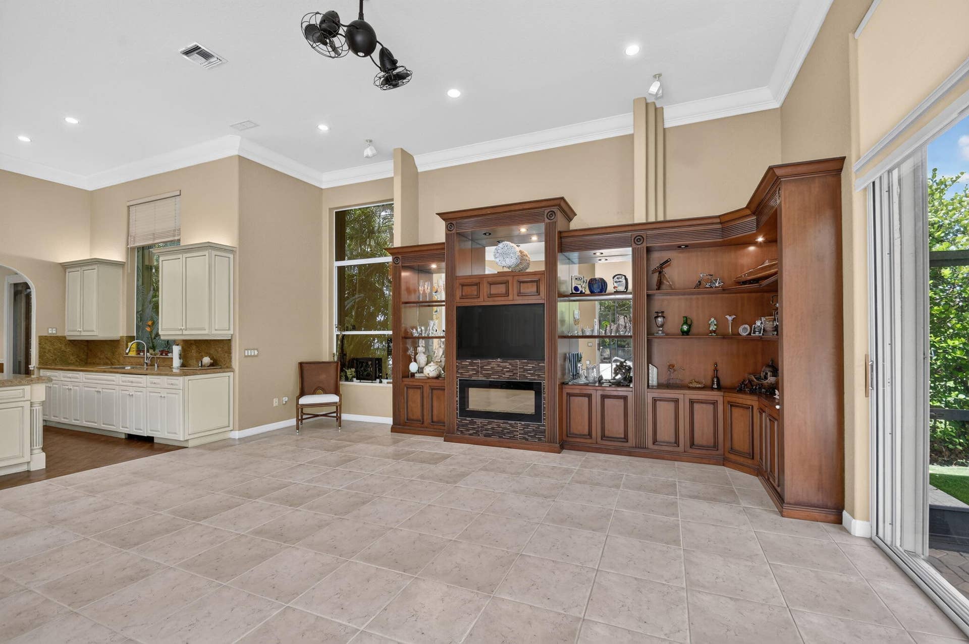 4936 Exeter Estate Lane, Lake Worth, FL 33449 Family Room