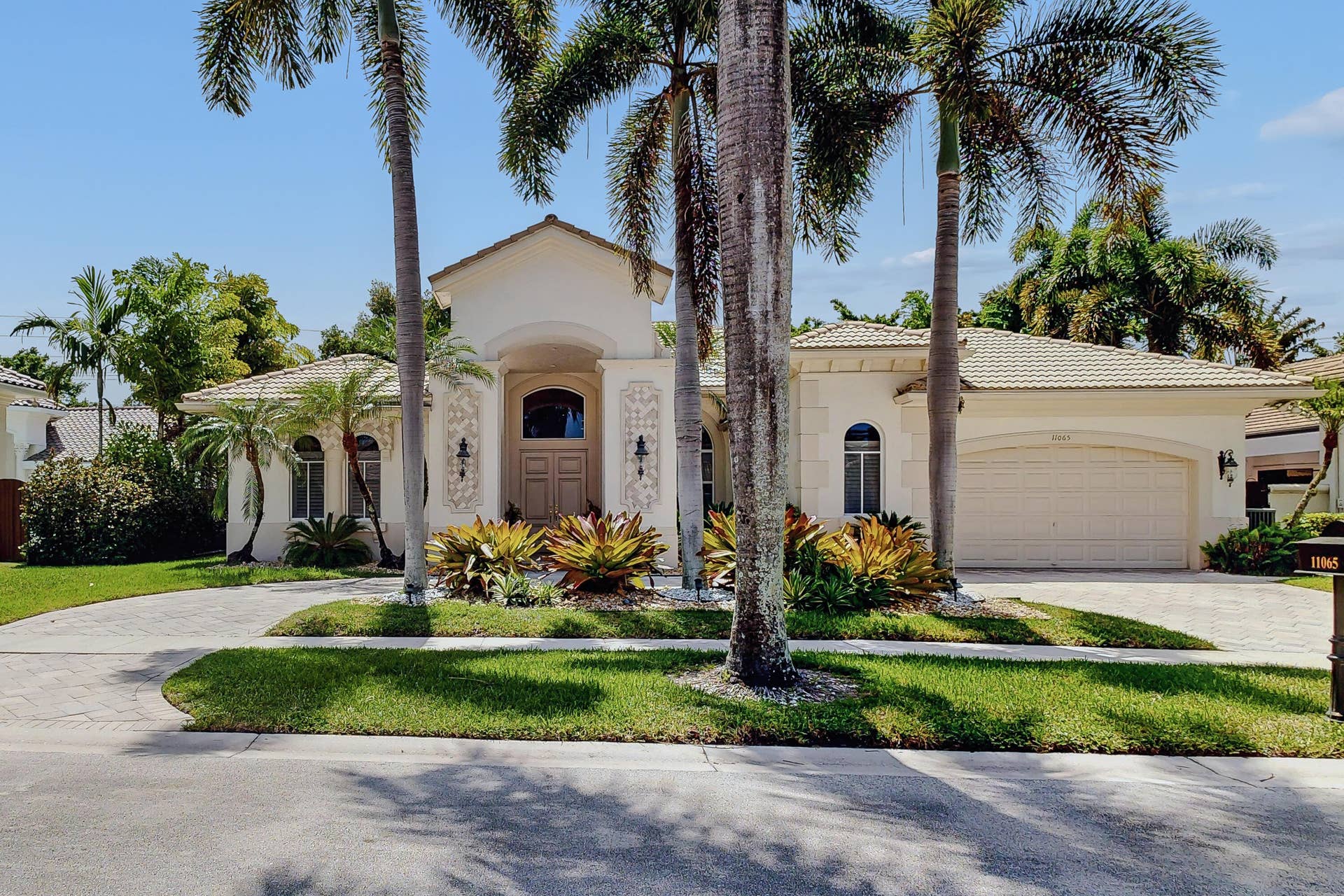 11065 Canary Island Court, Plantation, FL 33324 01-3001