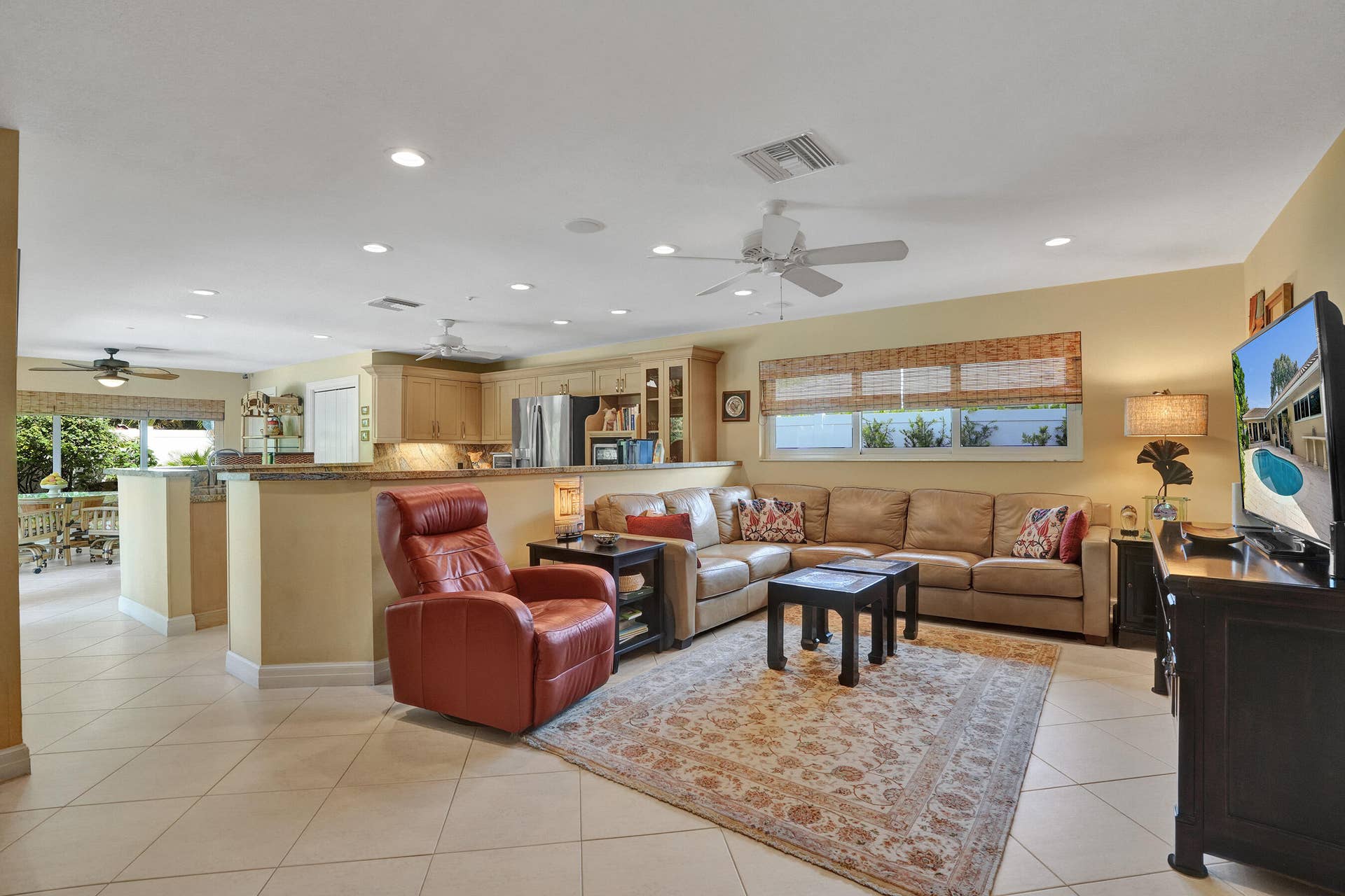 11 Tam O'shanter Lane, Fort Lauderdale, FL 33308 Family room, kitchen and breakfast nook in the distance