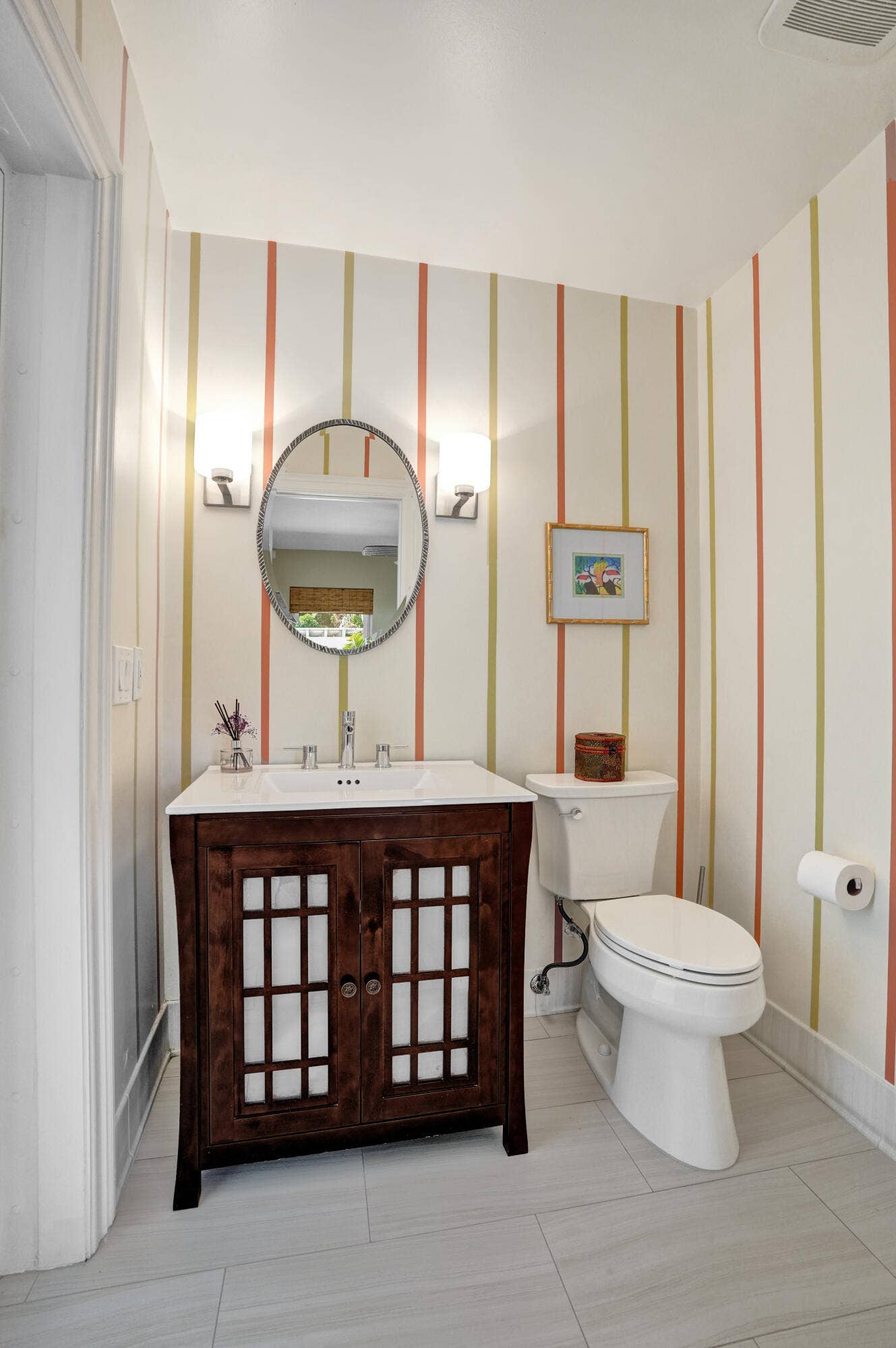 11 Tam O'shanter Lane, Fort Lauderdale, FL 33308 1/2 bath/cabana bath