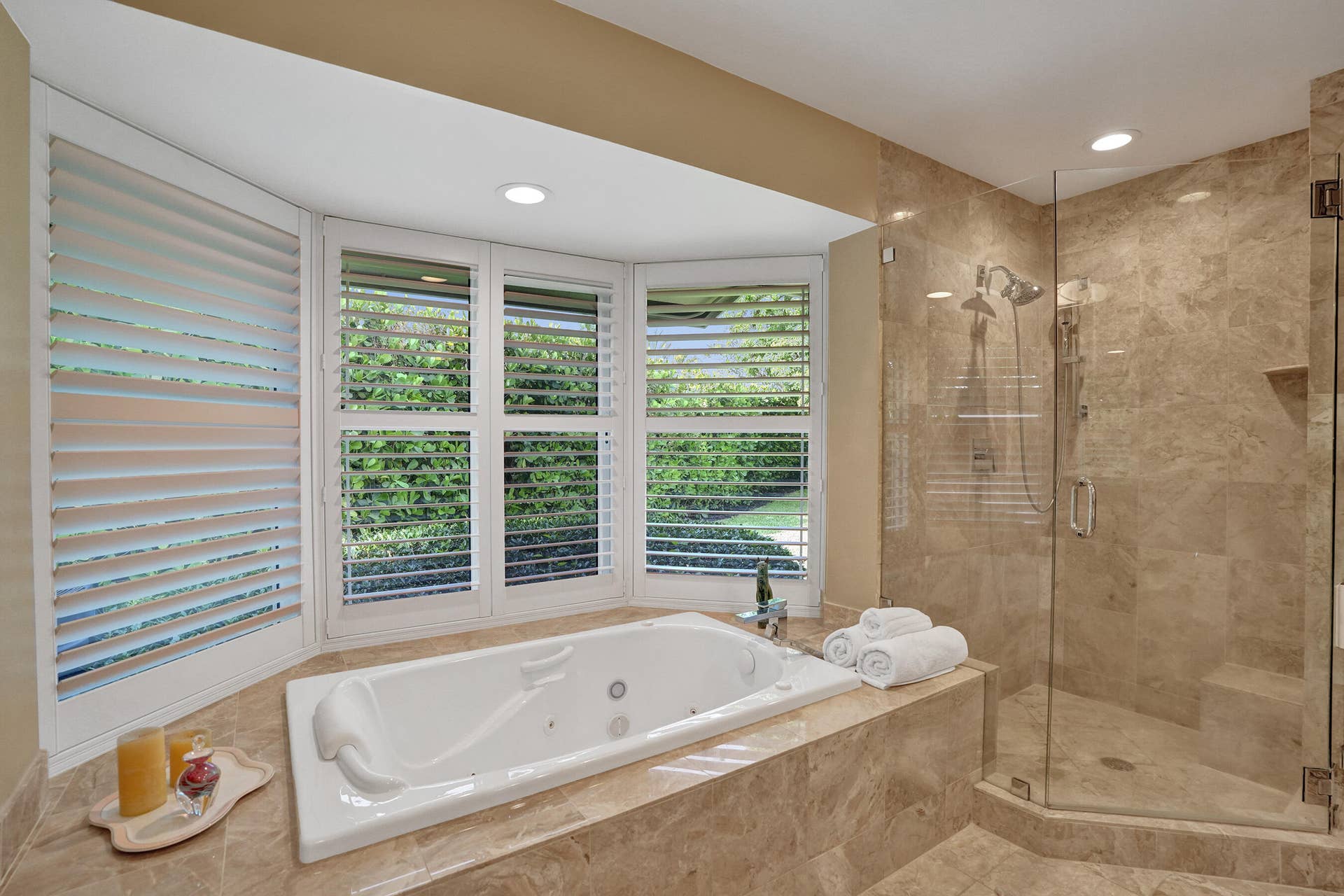 11 Tam O'shanter Lane, Fort Lauderdale, FL 33308 Primary Bathroom