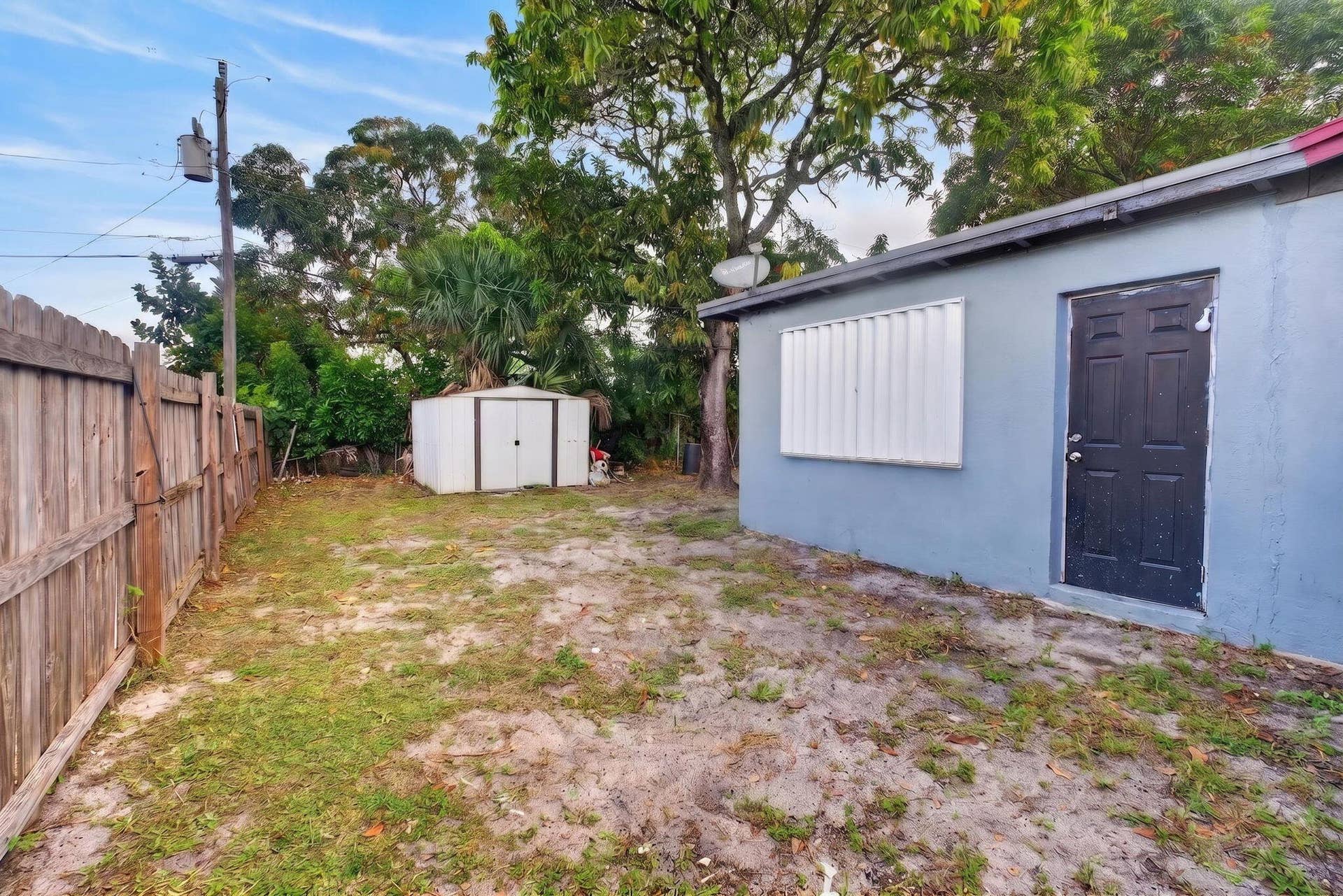 741 NW 17th Court, Pompano Beach, FL 33060 Side View
