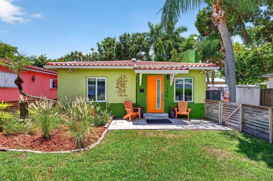 Property photo for 1300 SW 31st Street, Fort Lauderdale, FL
