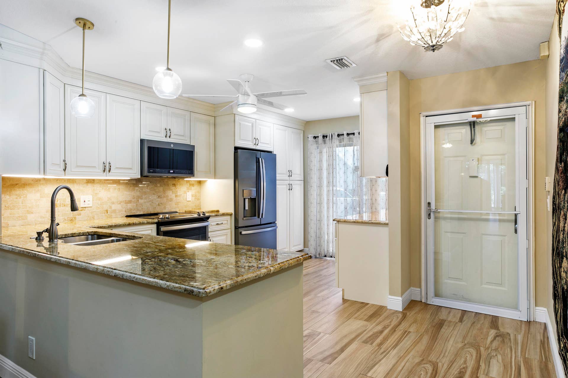 2641 Gately Drive W, #2902, West Palm Beach, FL 33415 02