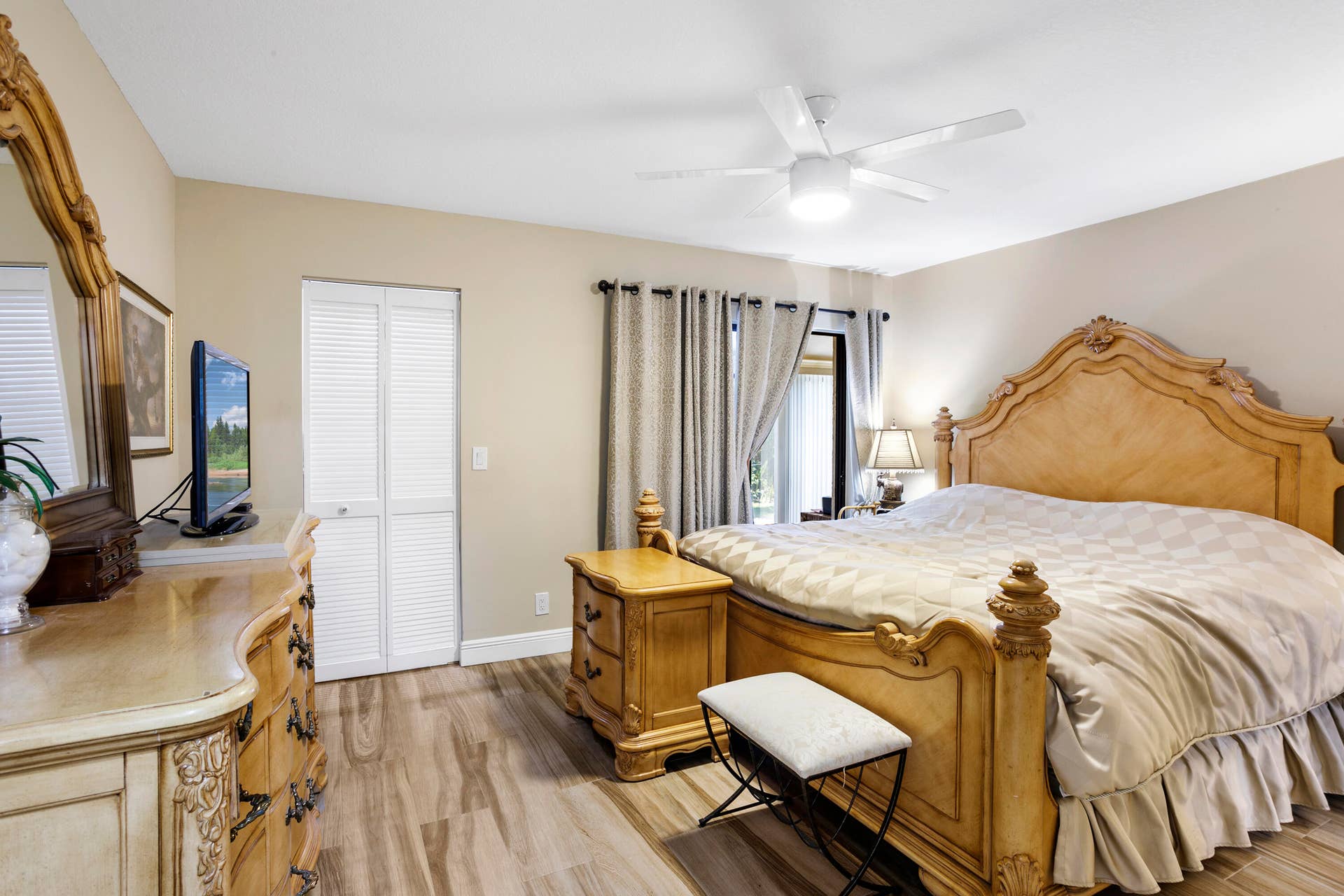 2641 Gately Drive W, #2902, West Palm Beach, FL 33415 15
