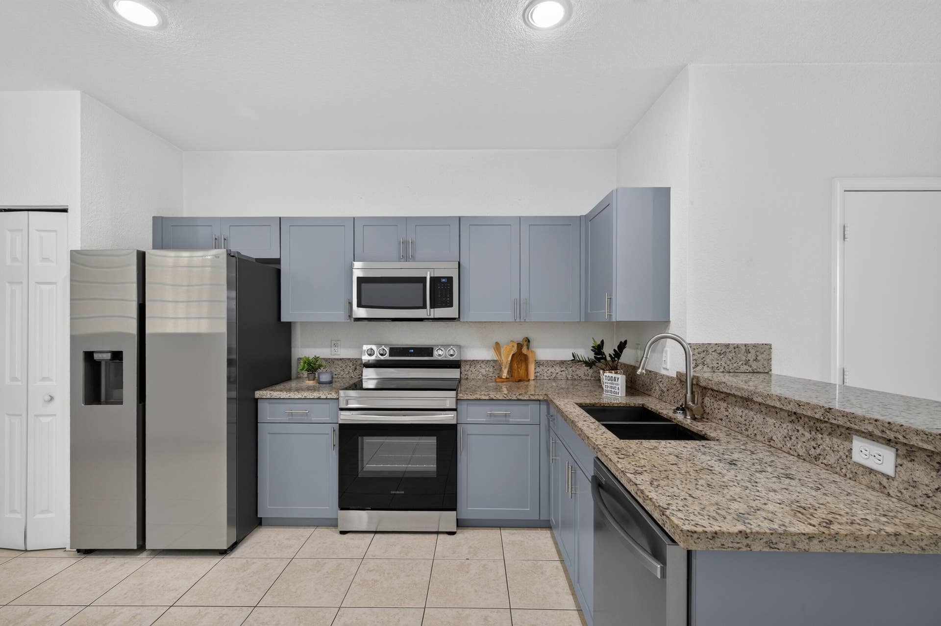 2391 Pasadena Way, Weston, FL 33327 2391-21