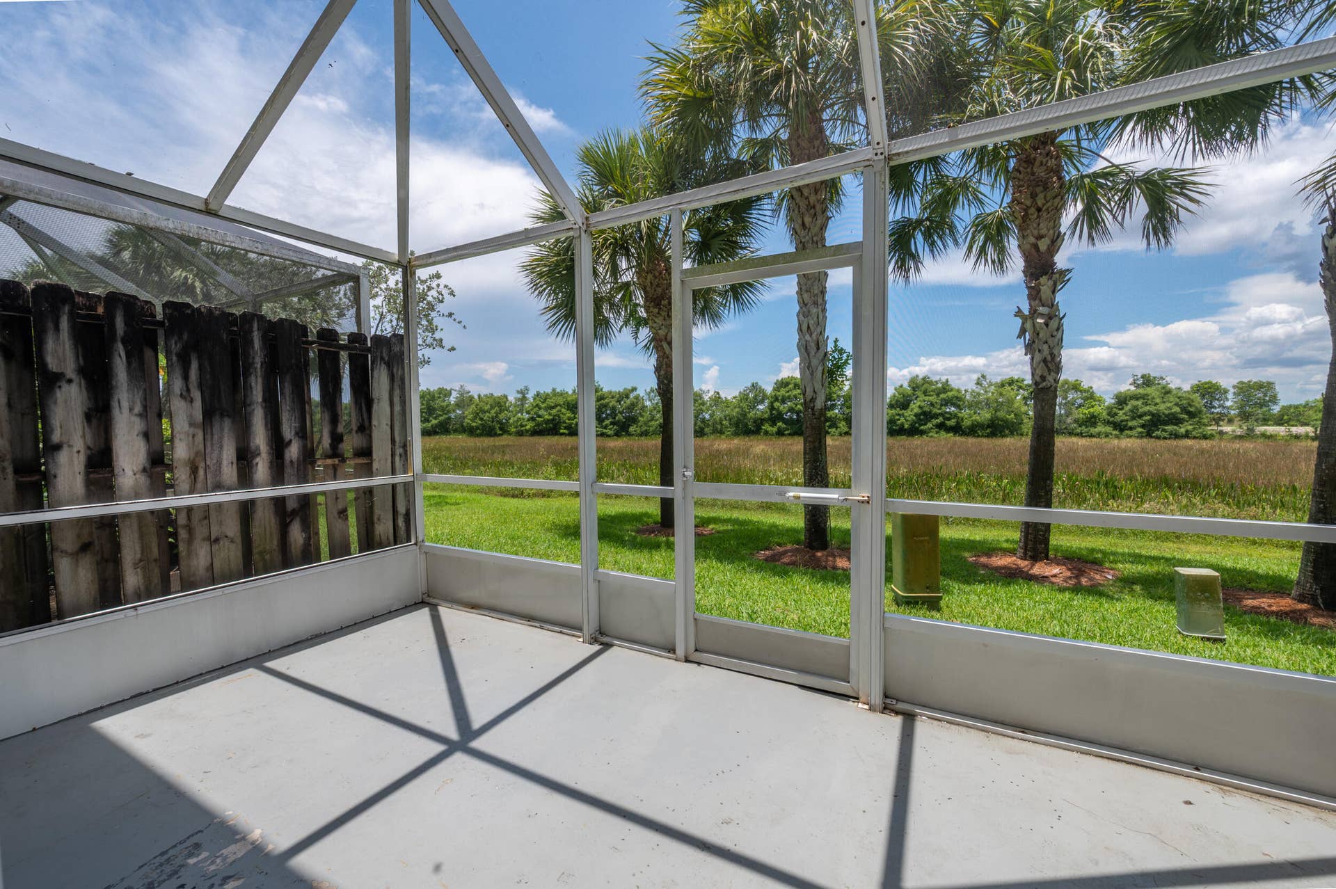 2391 Pasadena Way, Weston, FL 33327 2391-8